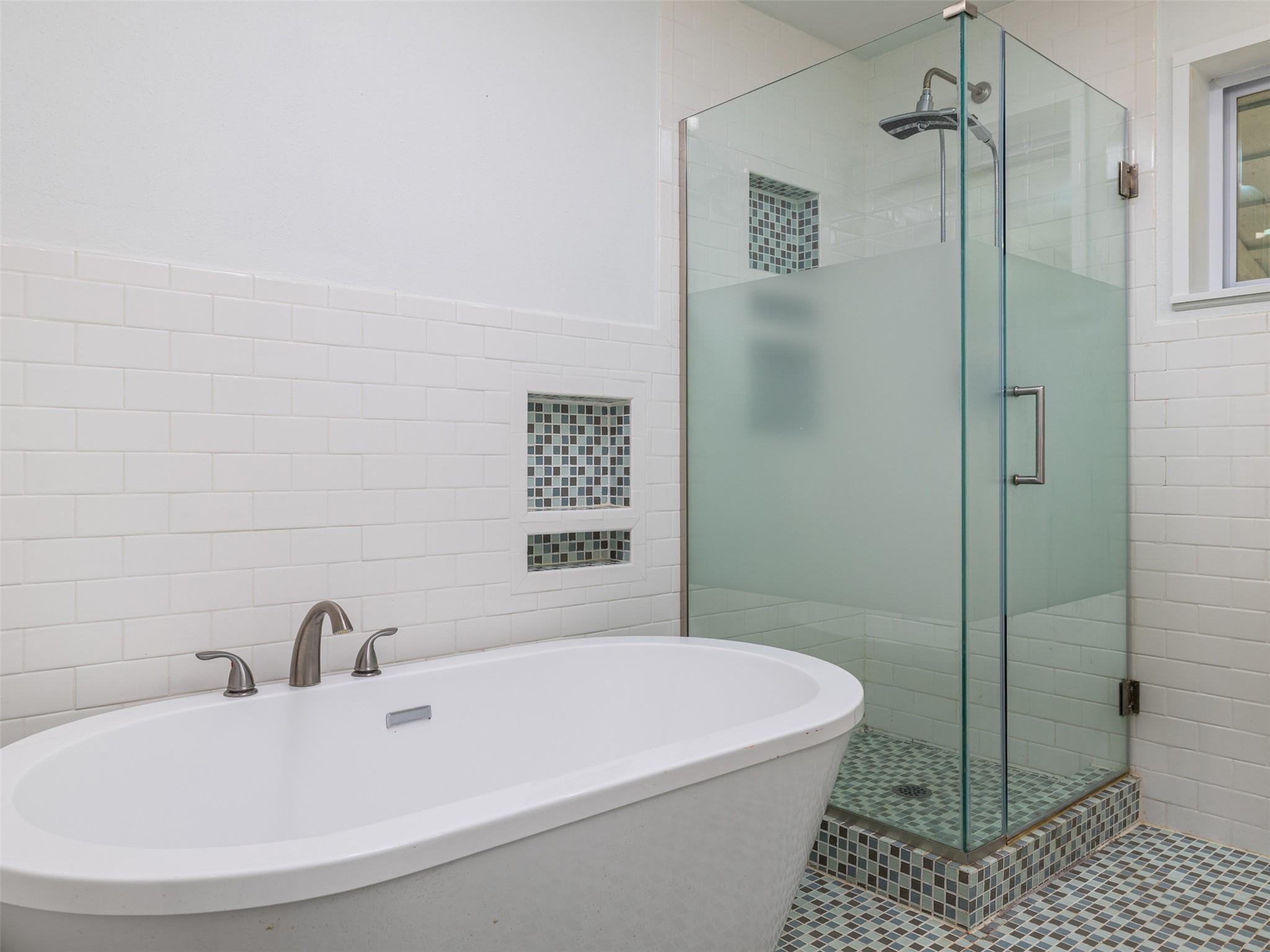 2591 Spring Valley Dr, Dripping Springs, TX 78620