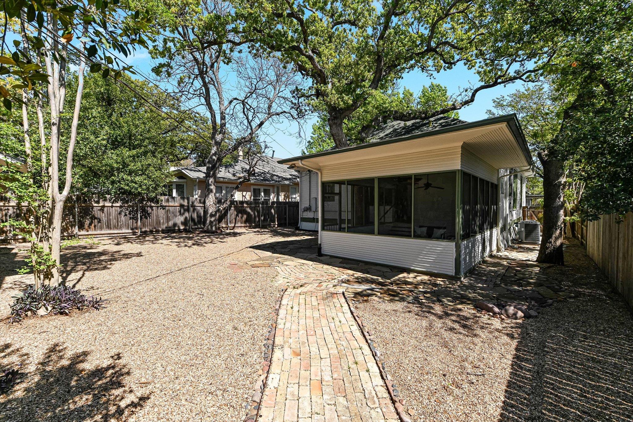 1006 Shelley Ave, Austin, TX 78703