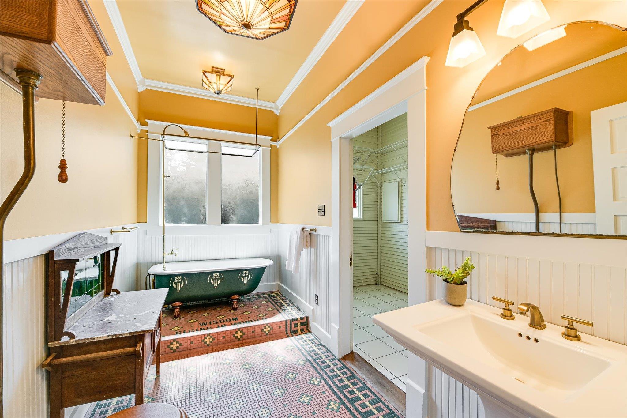 1006 Shelley Ave, Austin, TX 78703