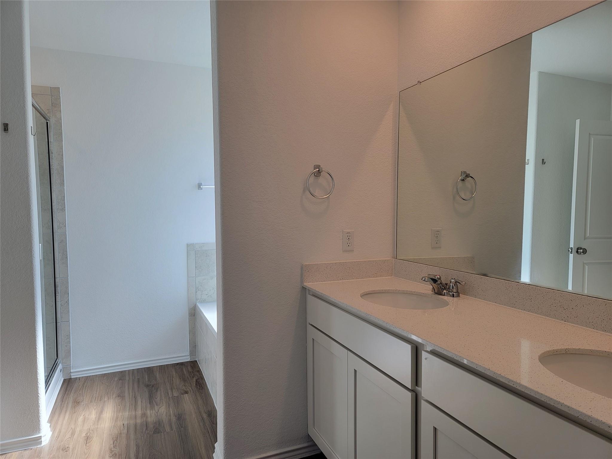 105 Ulmus St, Hutto, TX 78634