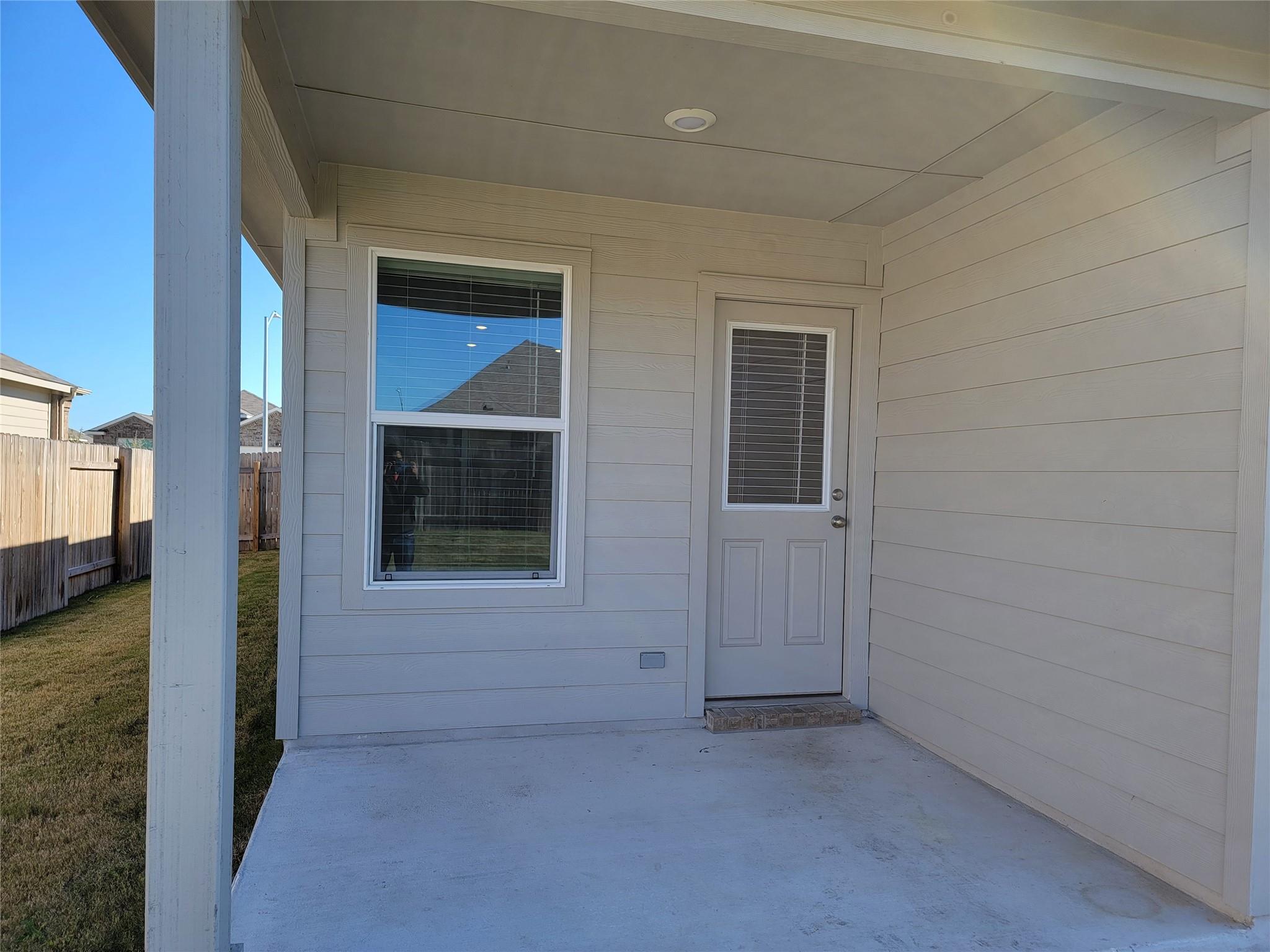 105 Ulmus St, Hutto, TX 78634