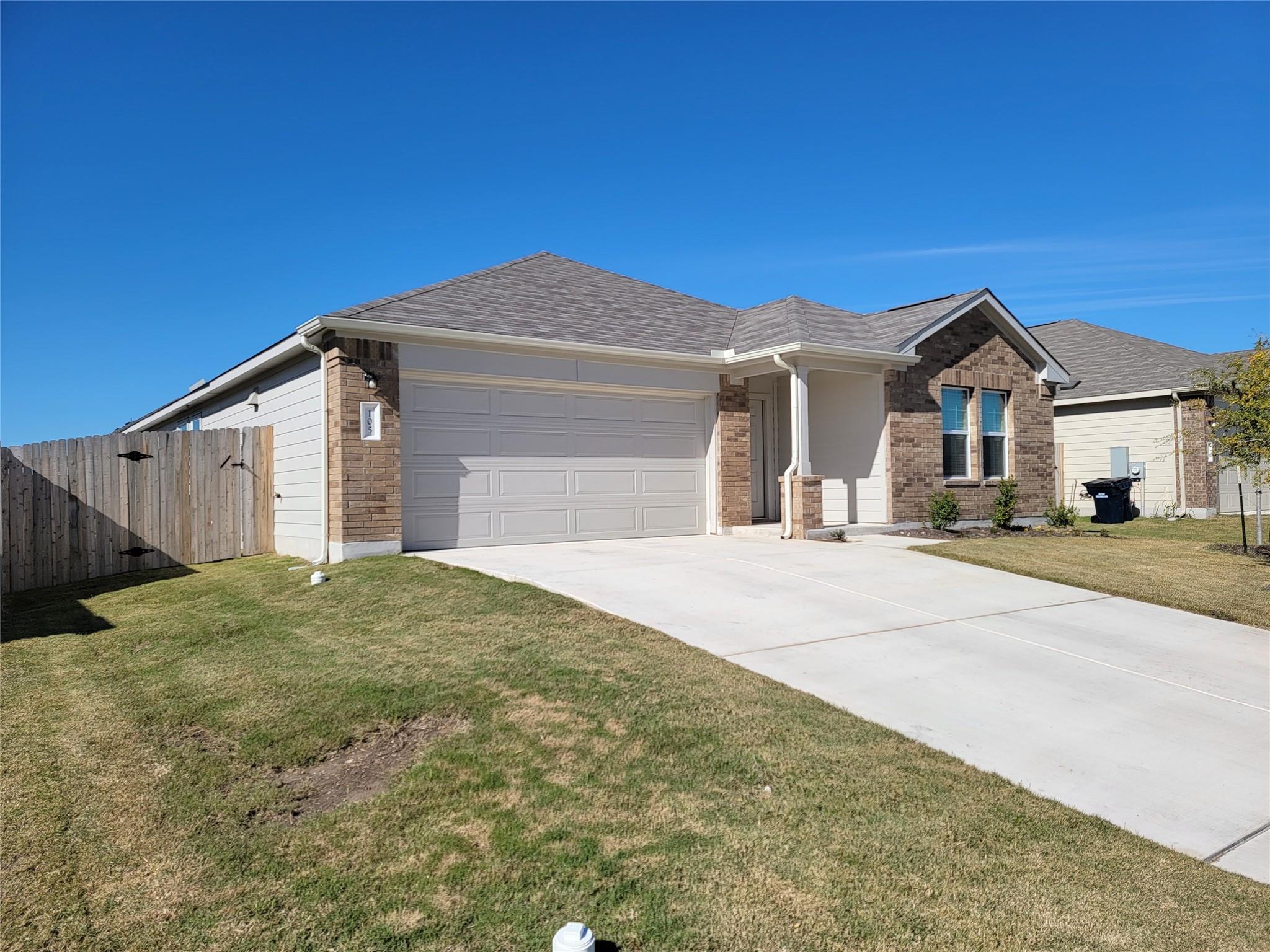 105 Ulmus St, Hutto, TX 78634