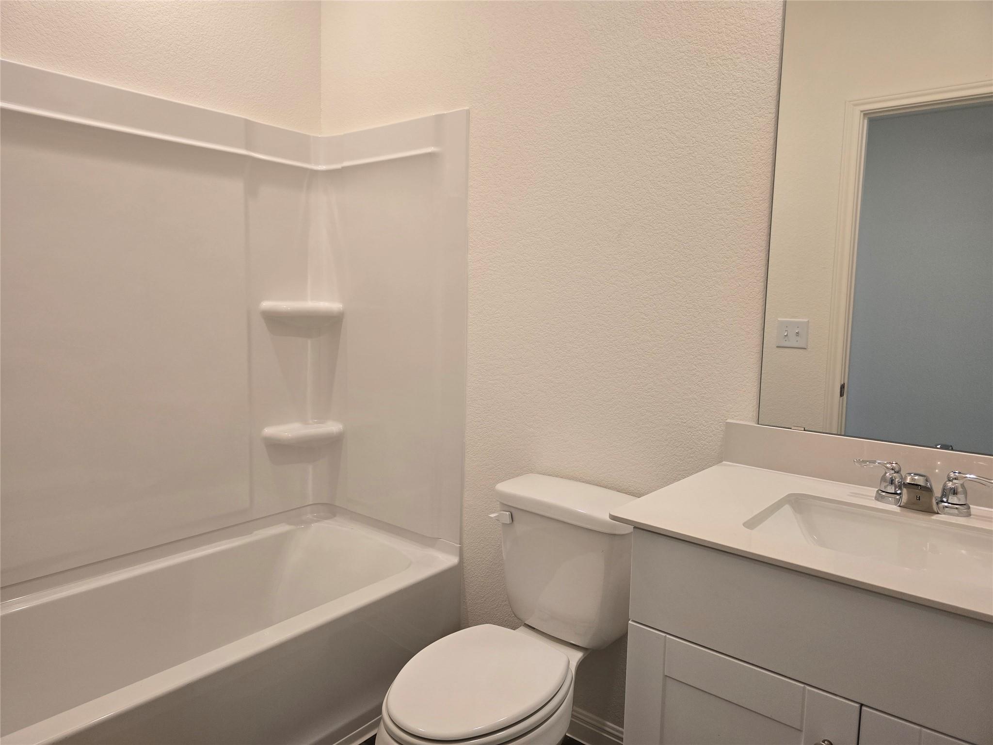 421 Wedemeyer St, Taylor, TX 76574