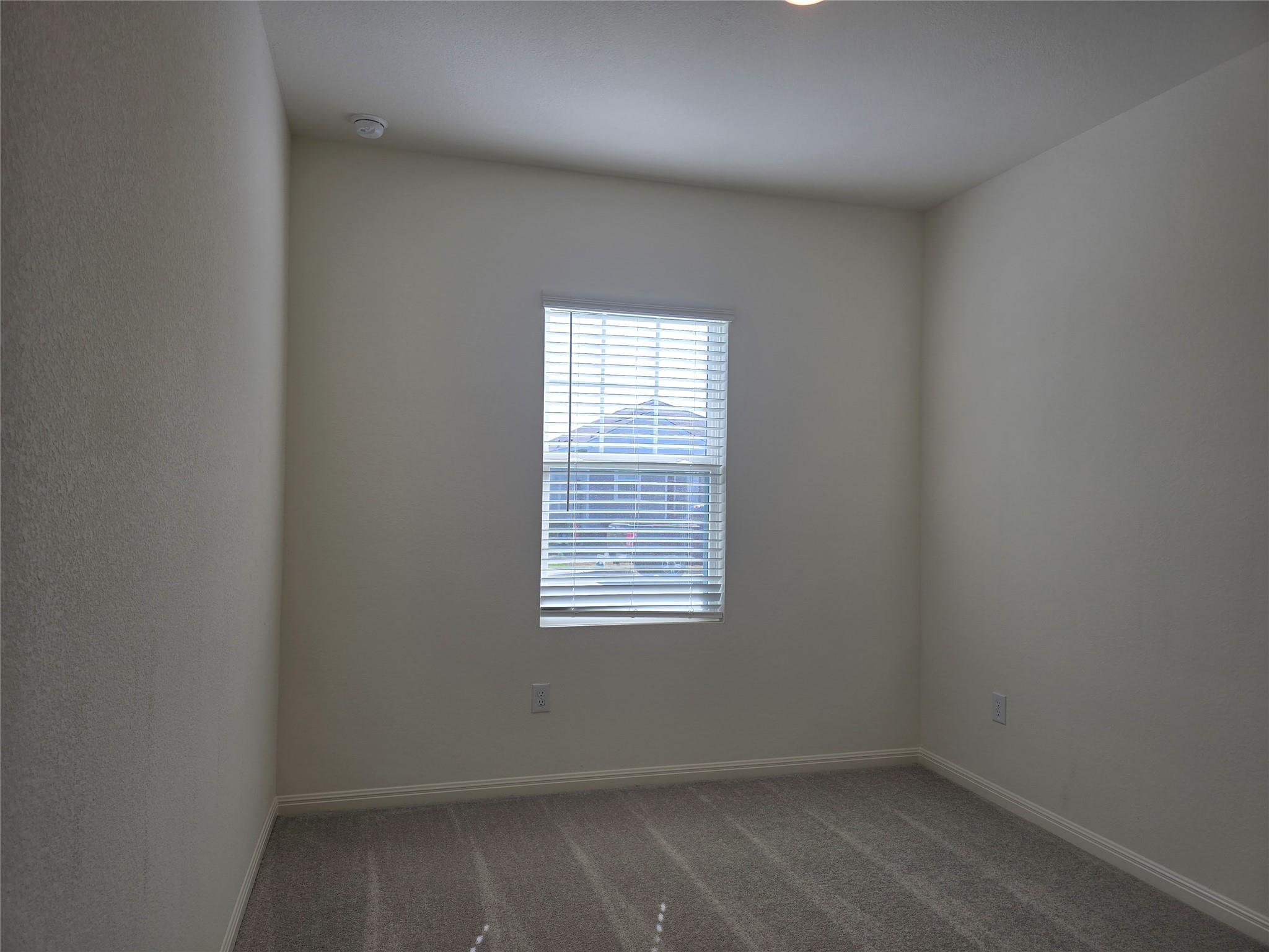 421 Wedemeyer St, Taylor, TX 76574