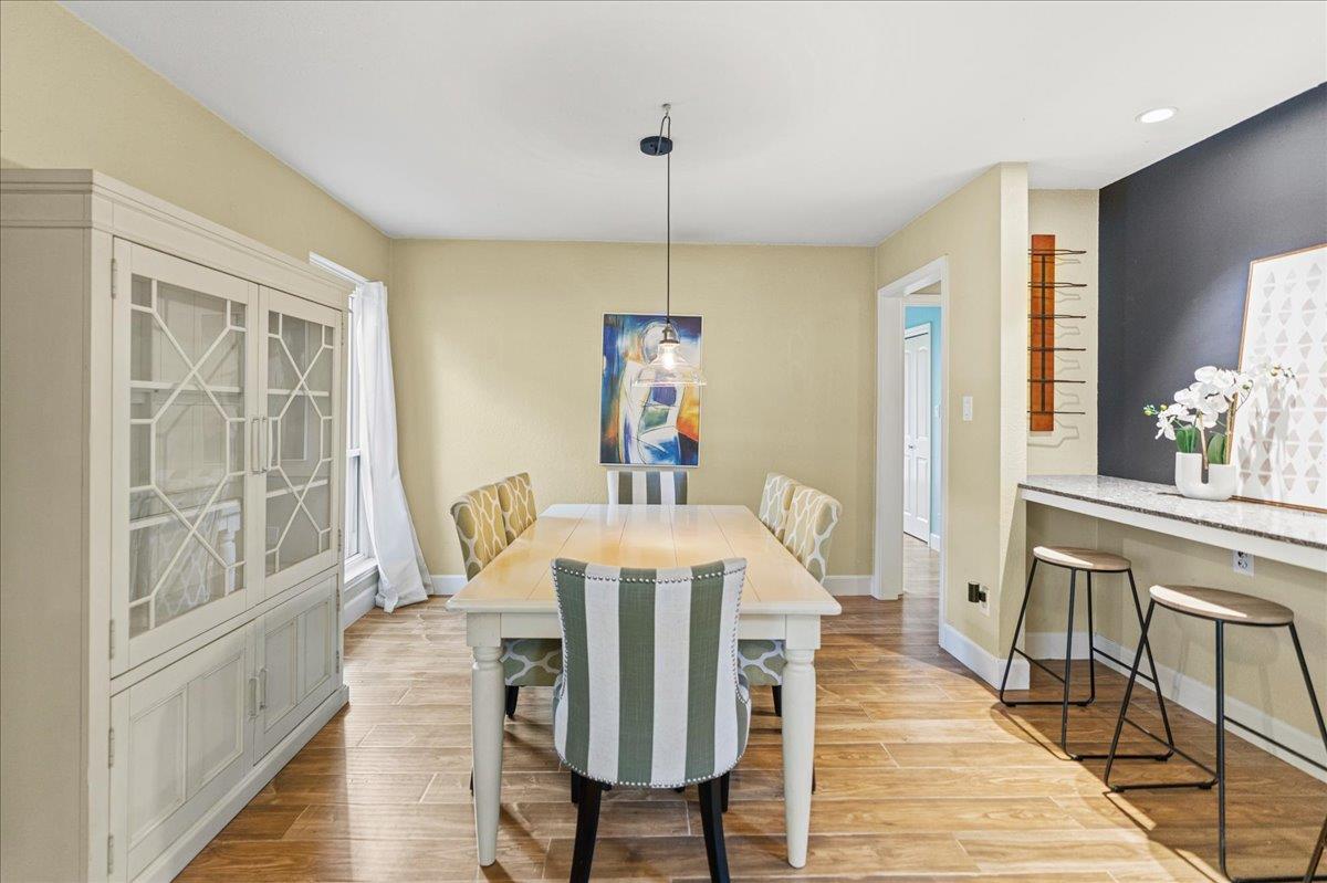 10408 Pinehurst Dr, Austin, TX 78747