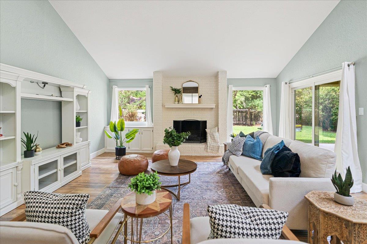 10408 Pinehurst Dr, Austin, TX 78747