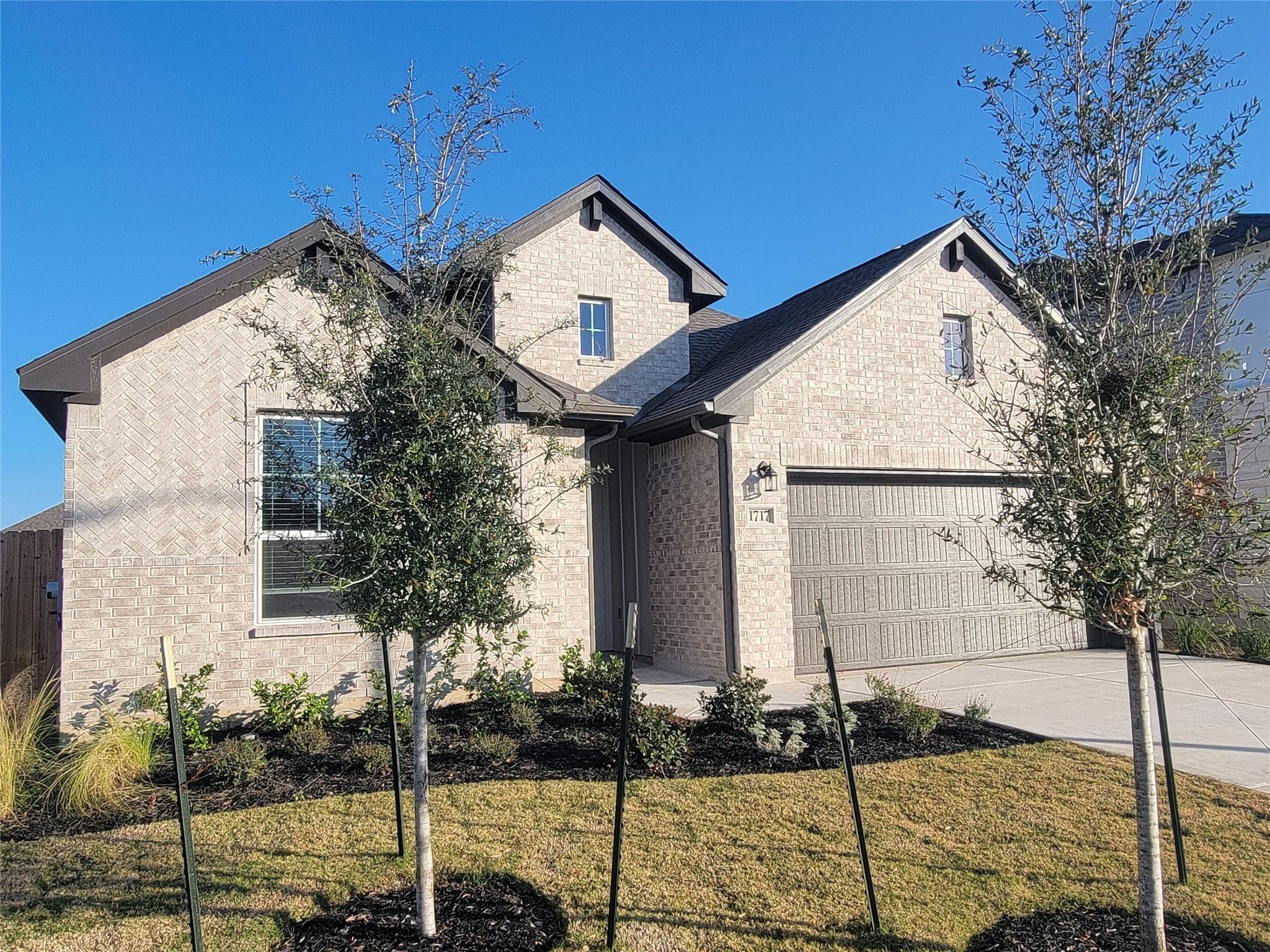 1717 Scenic Heights Ln, Georgetown, TX 78628