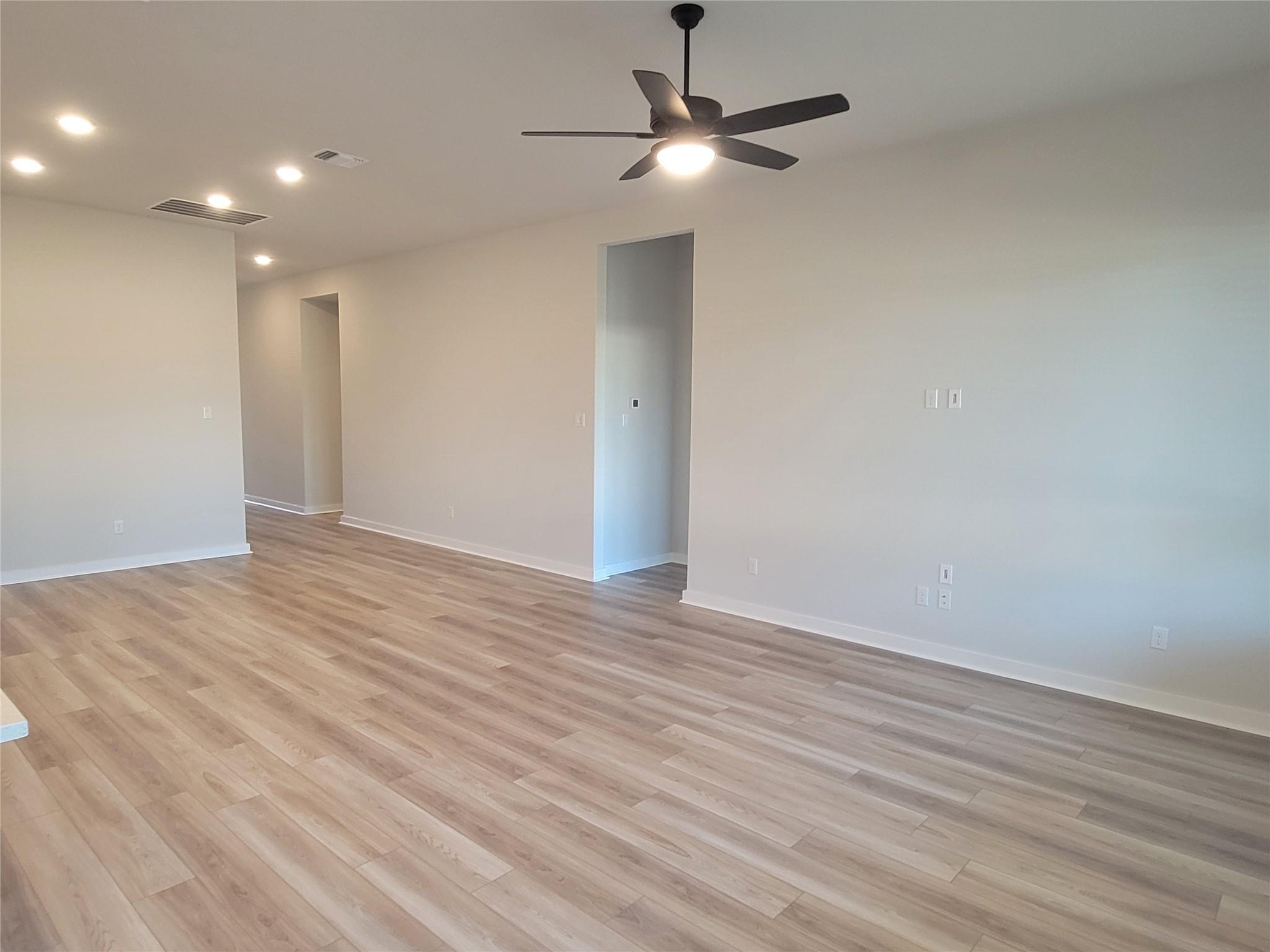 1717 Scenic Heights Ln, Georgetown, TX 78628