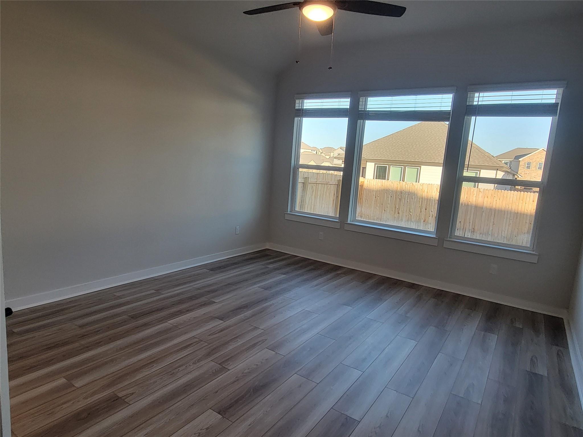 1717 Scenic Heights Ln, Georgetown, TX 78628