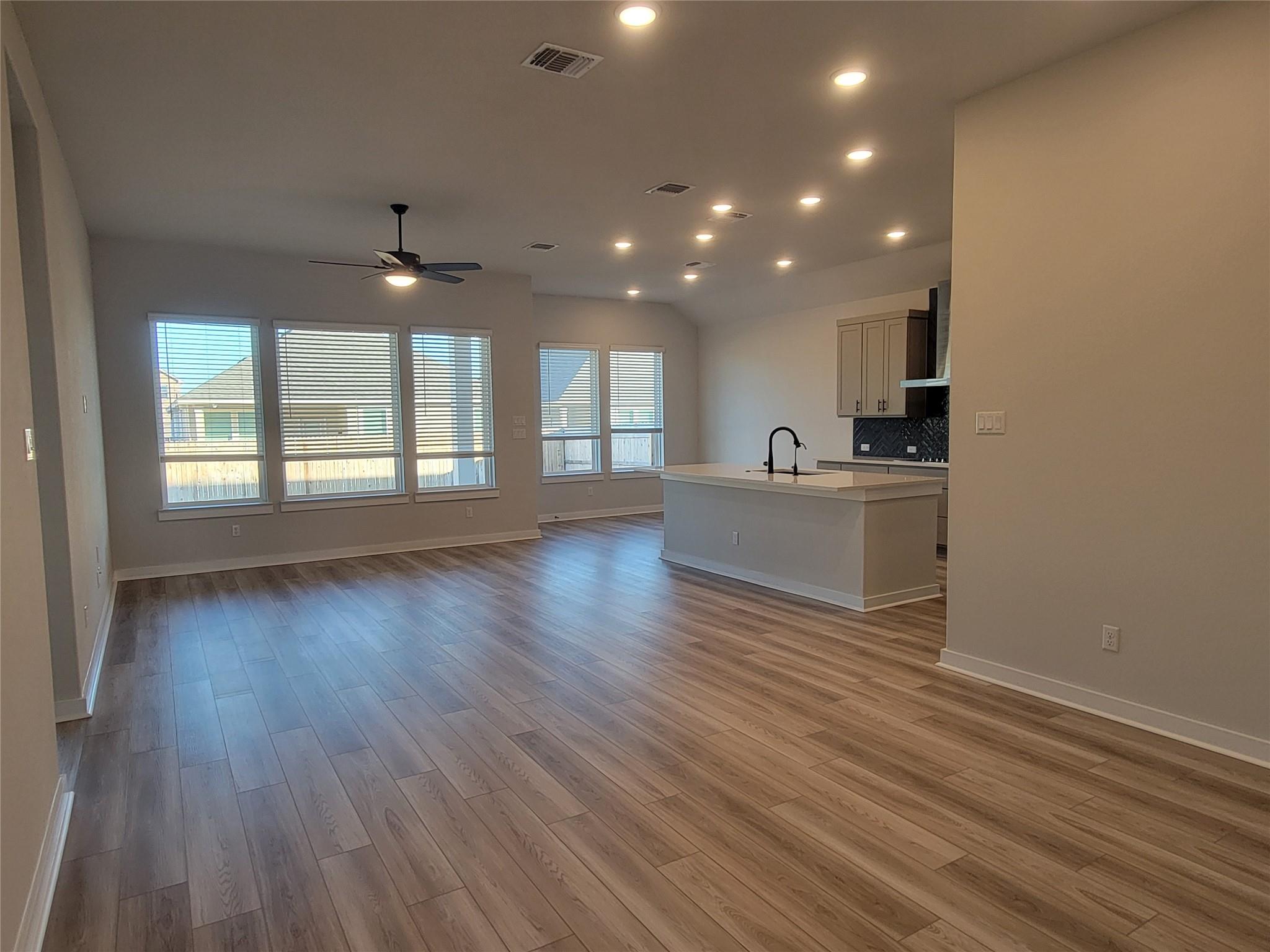 1717 Scenic Heights Ln, Georgetown, TX 78628