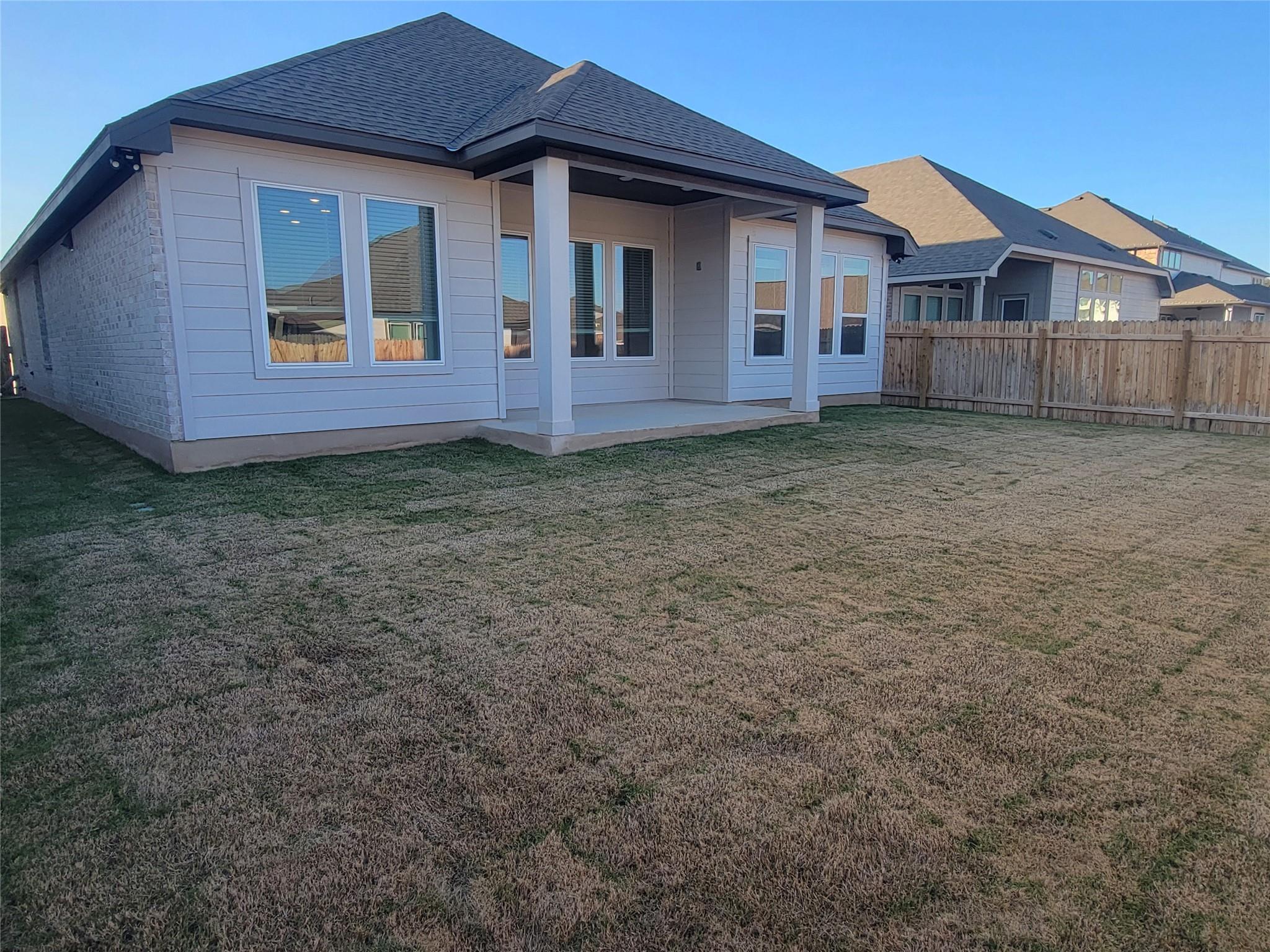 1717 Scenic Heights Ln, Georgetown, TX 78628