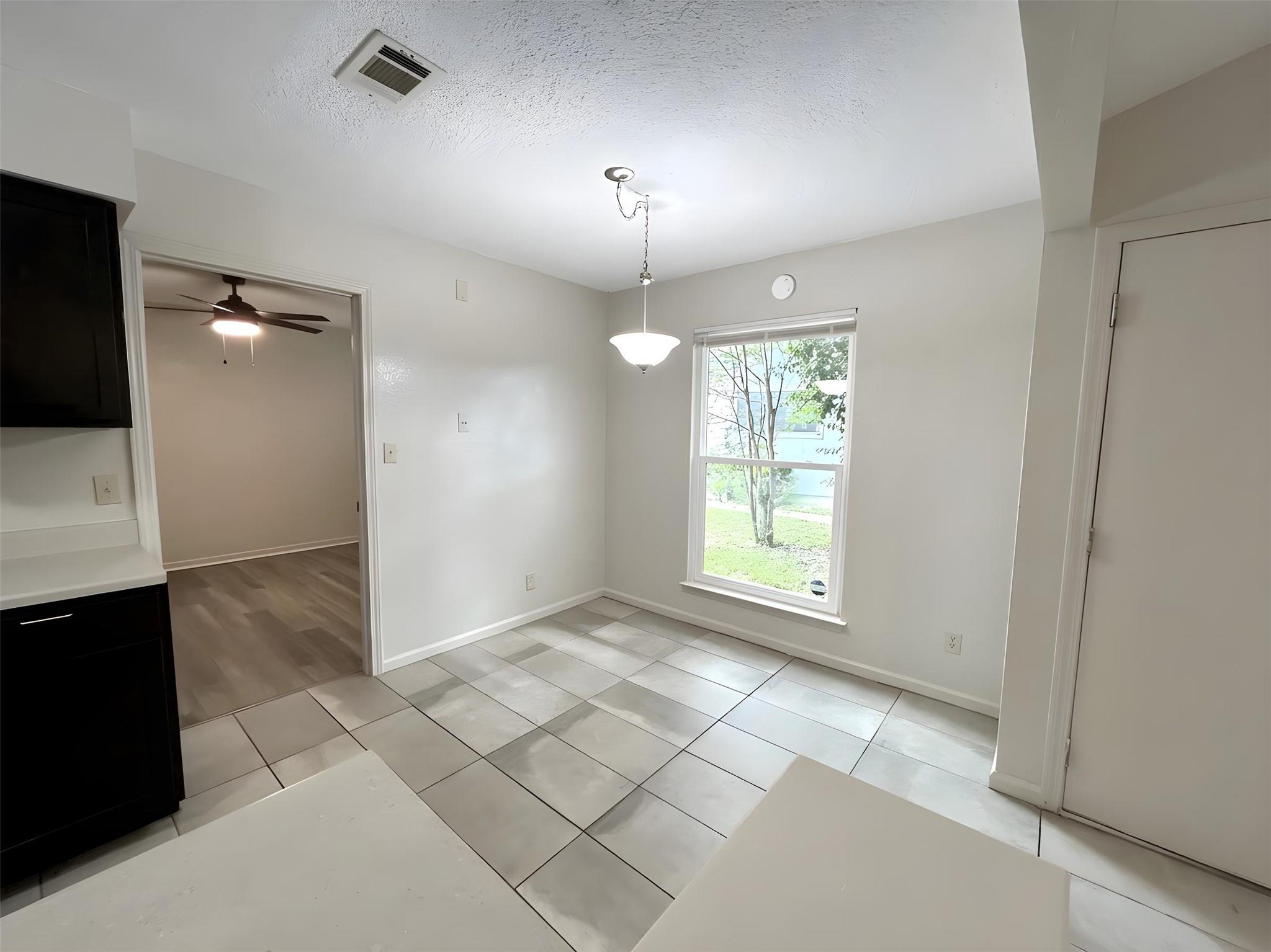 7600 Saint Amant Pl # A, Austin, TX 78749