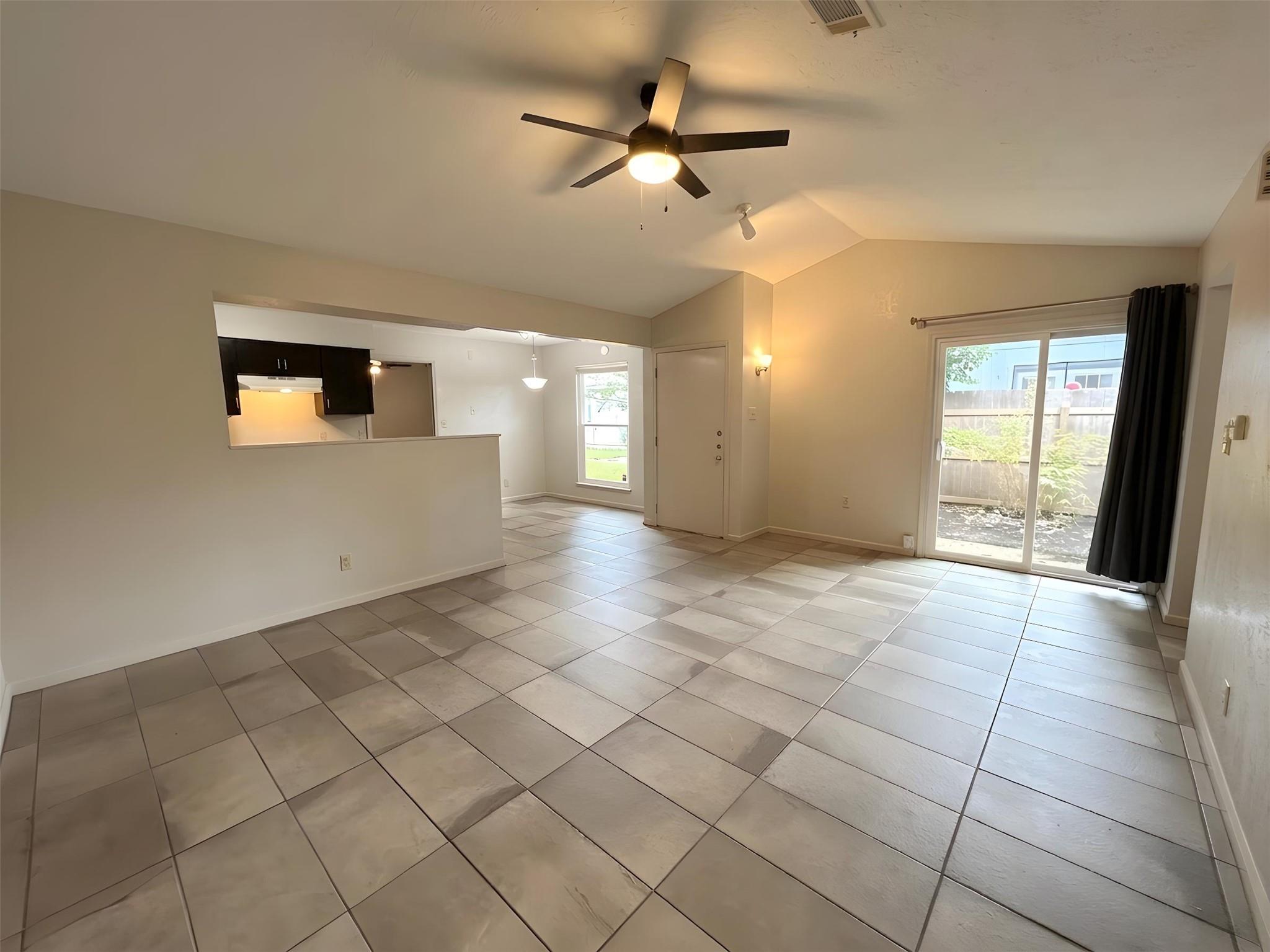 7600 Saint Amant Pl # A, Austin, TX 78749