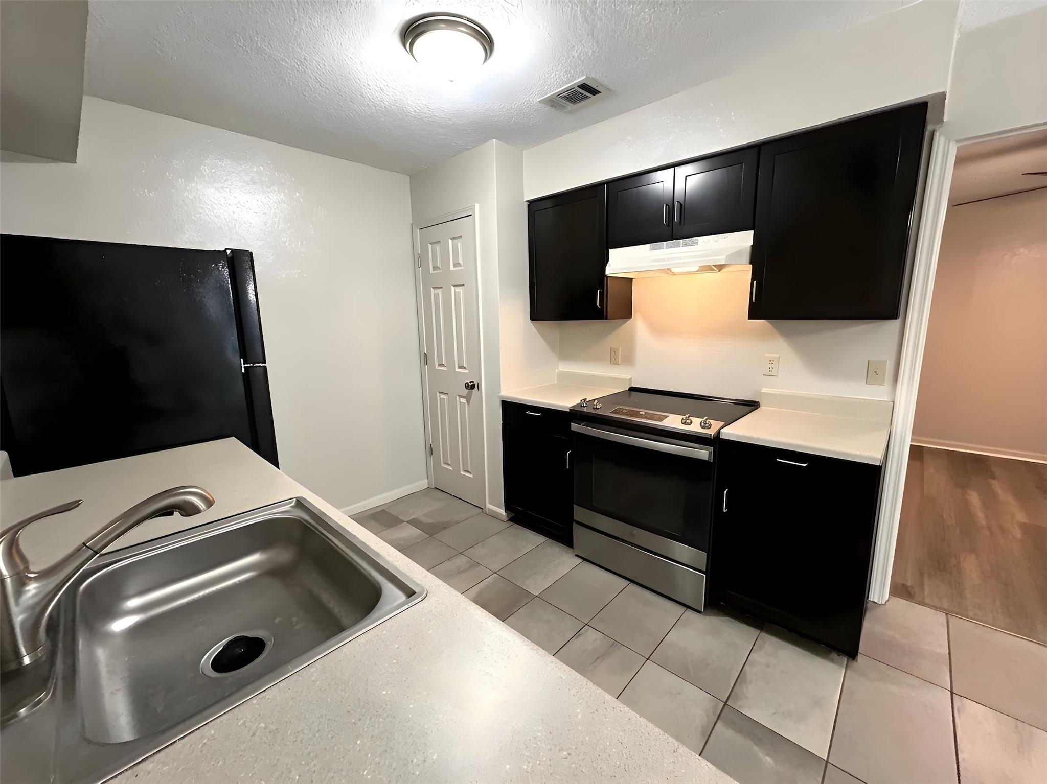 7600 Saint Amant Pl # A, Austin, TX 78749