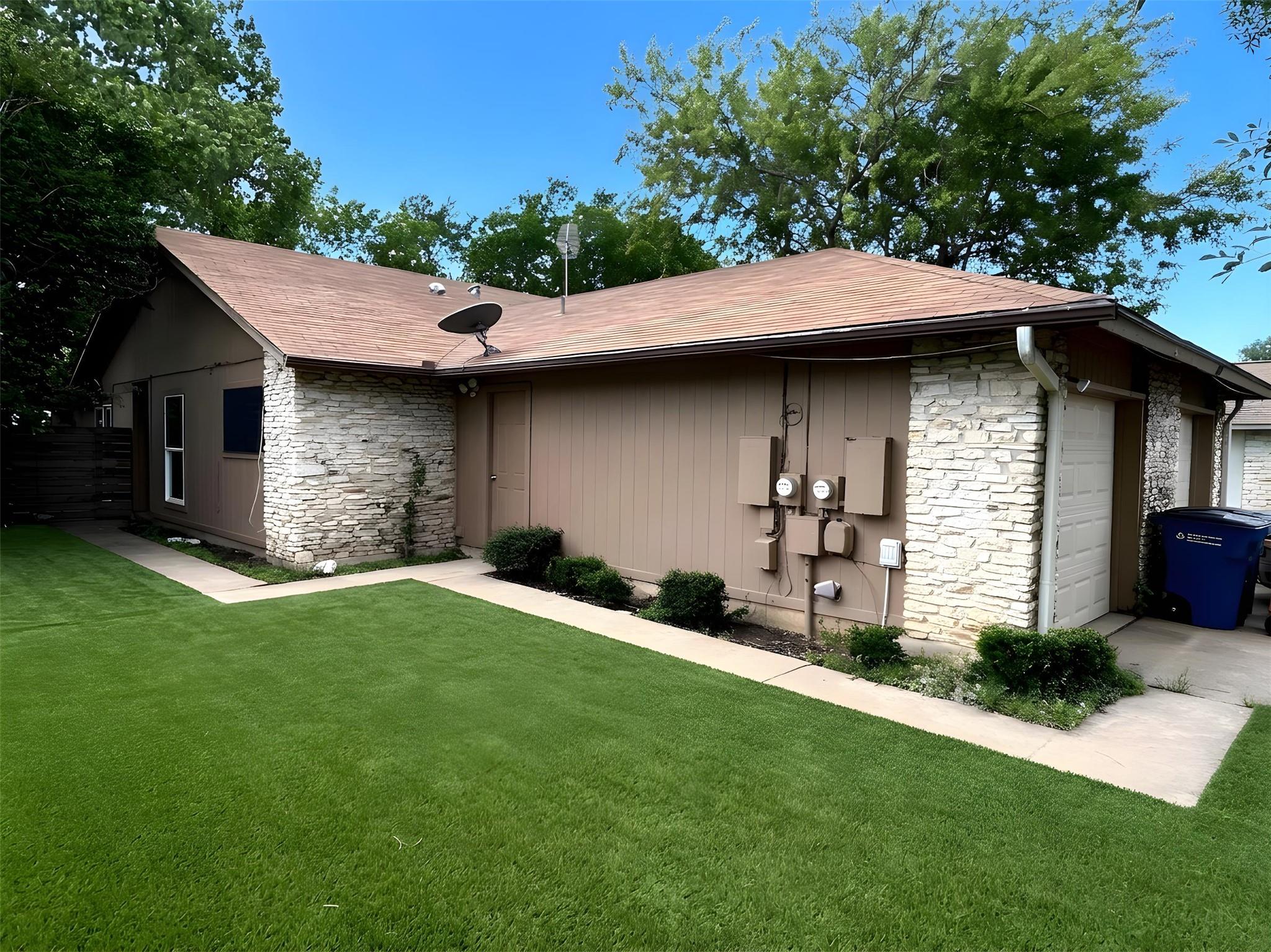 7600 Saint Amant Pl # A, Austin, TX 78749