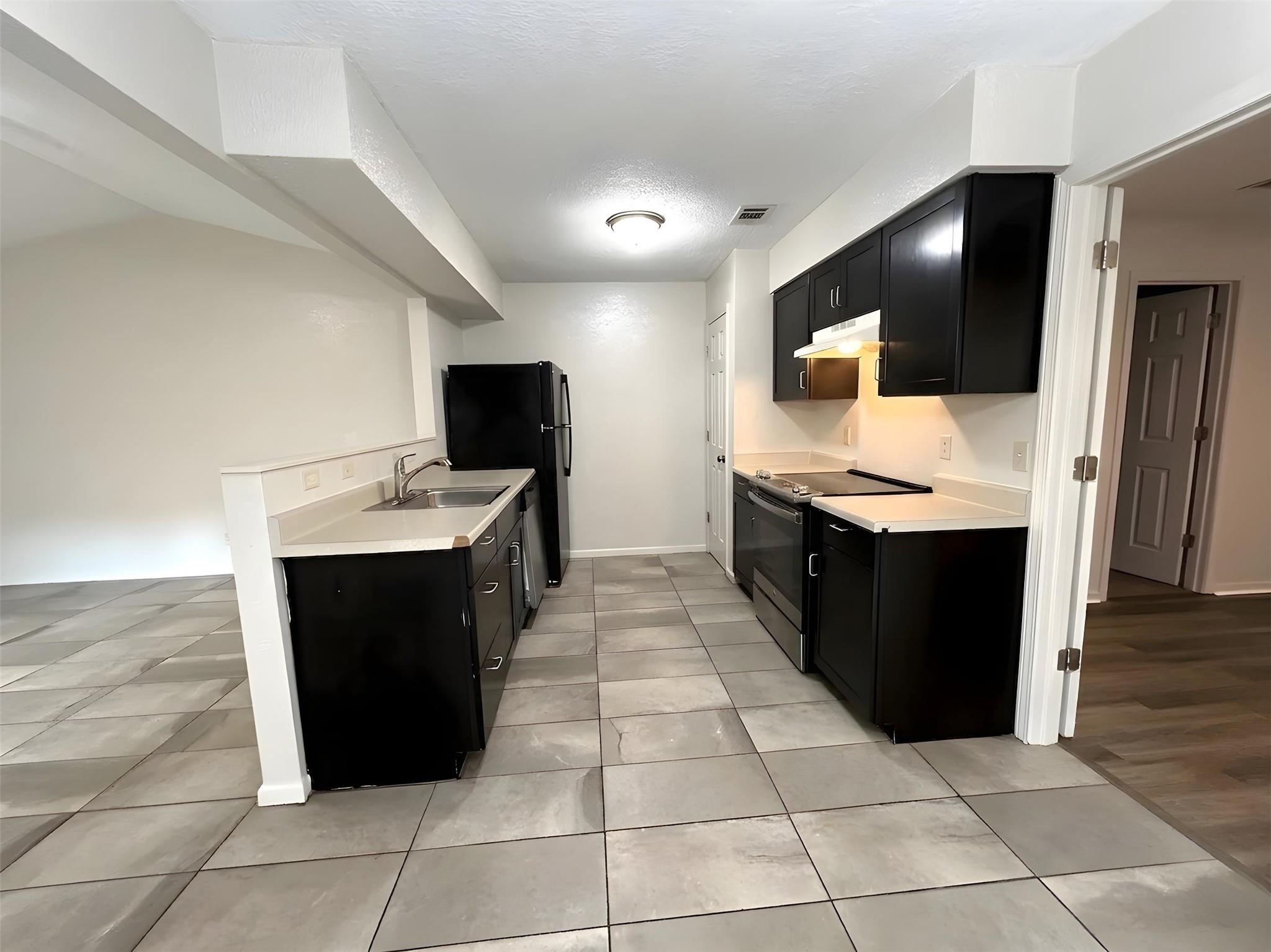 7600 Saint Amant Pl # A, Austin, TX 78749