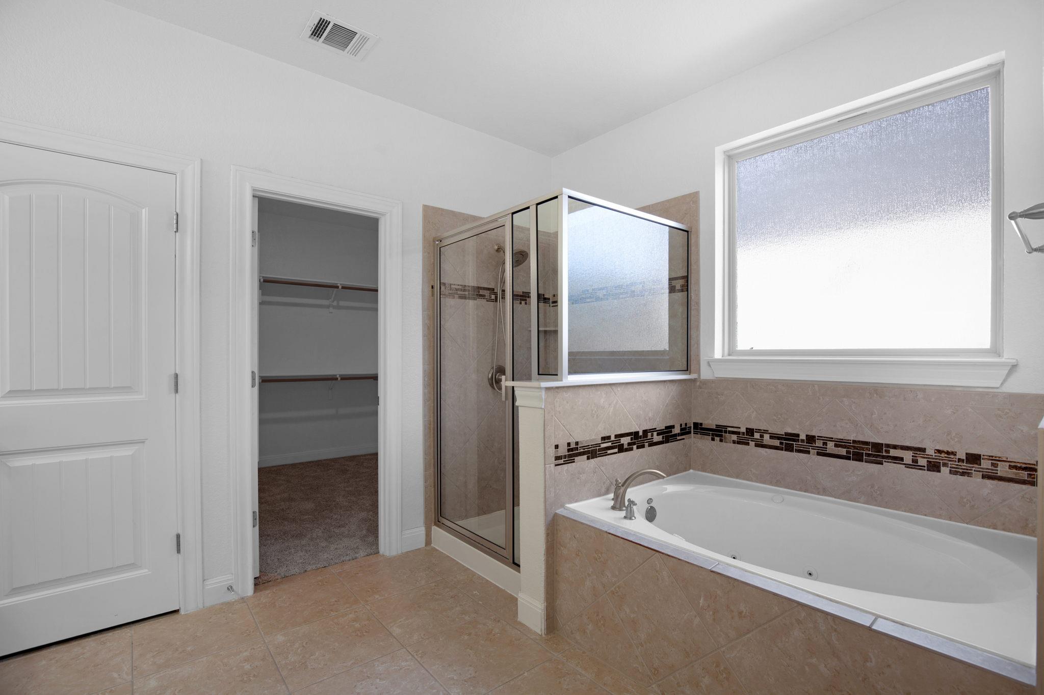 5724 Siragusa Dr, Bee Cave, TX 78738