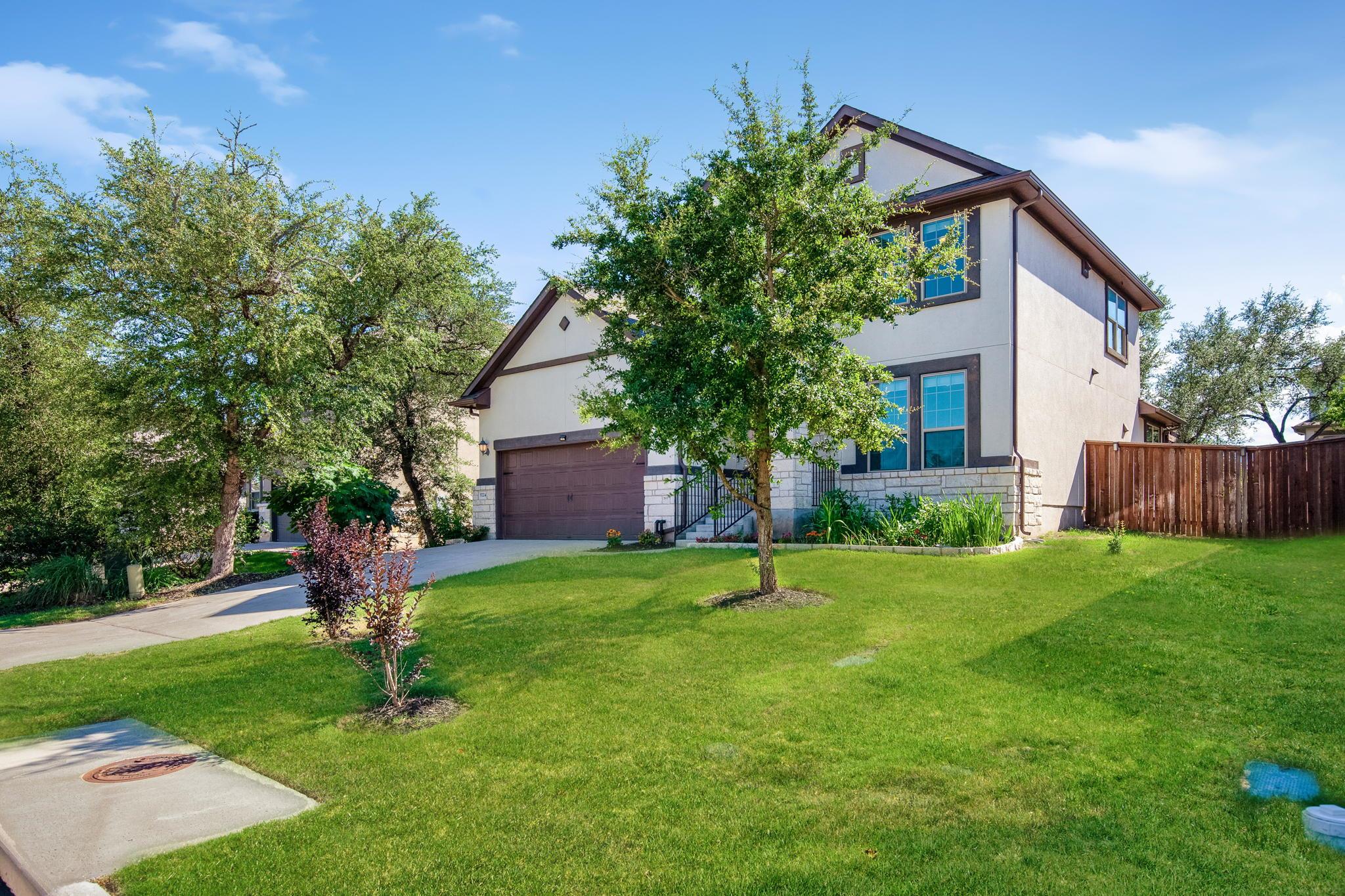 5724 Siragusa Dr, Bee Cave, TX 78738