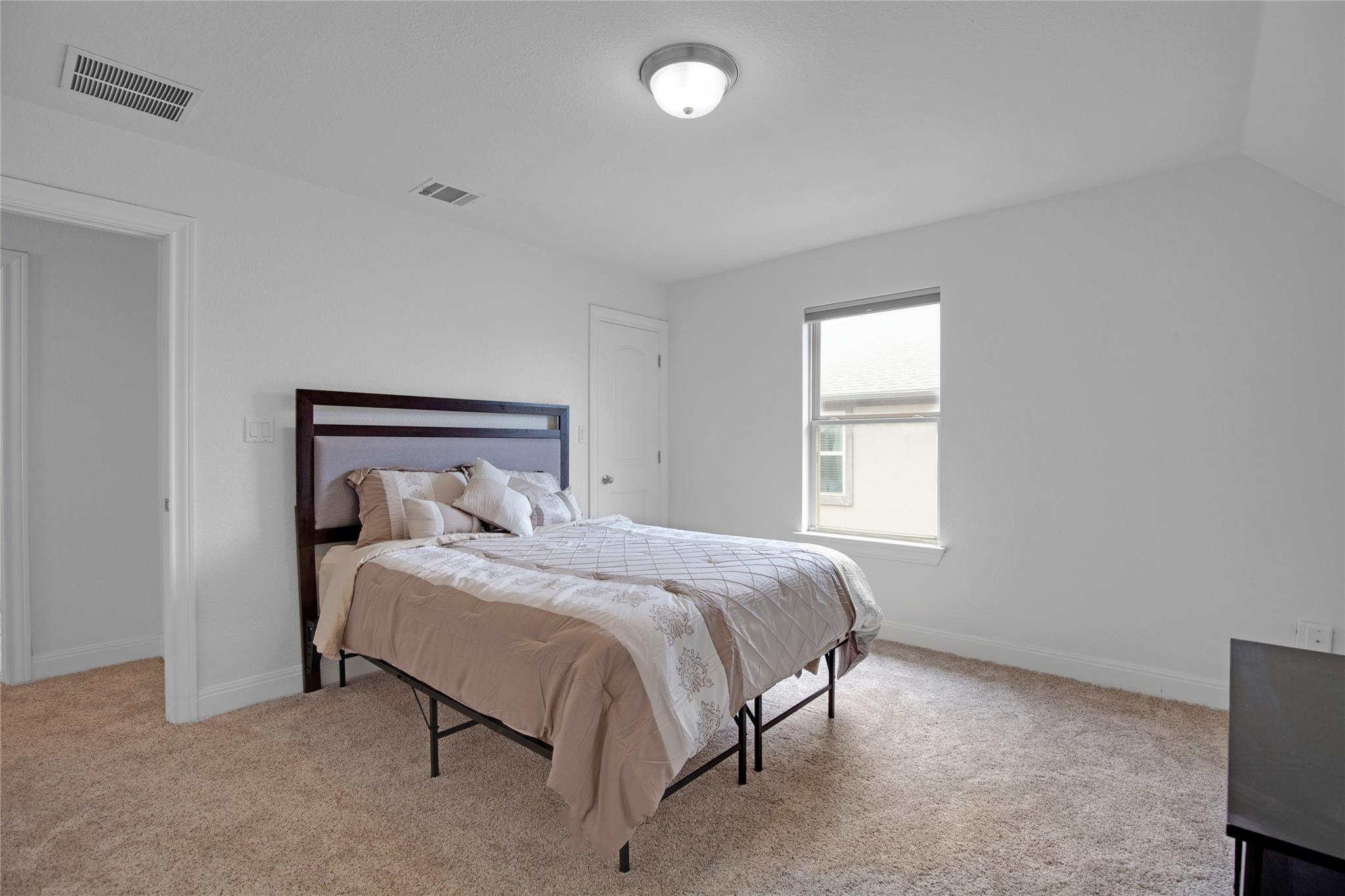 5724 Siragusa Dr, Bee Cave, TX 78738
