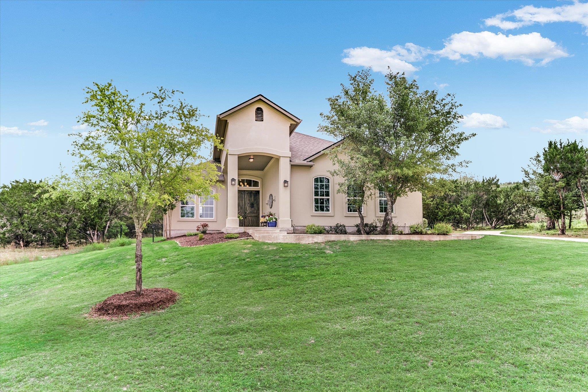 245 Bristlecone Dr, Driftwood, TX 78619
