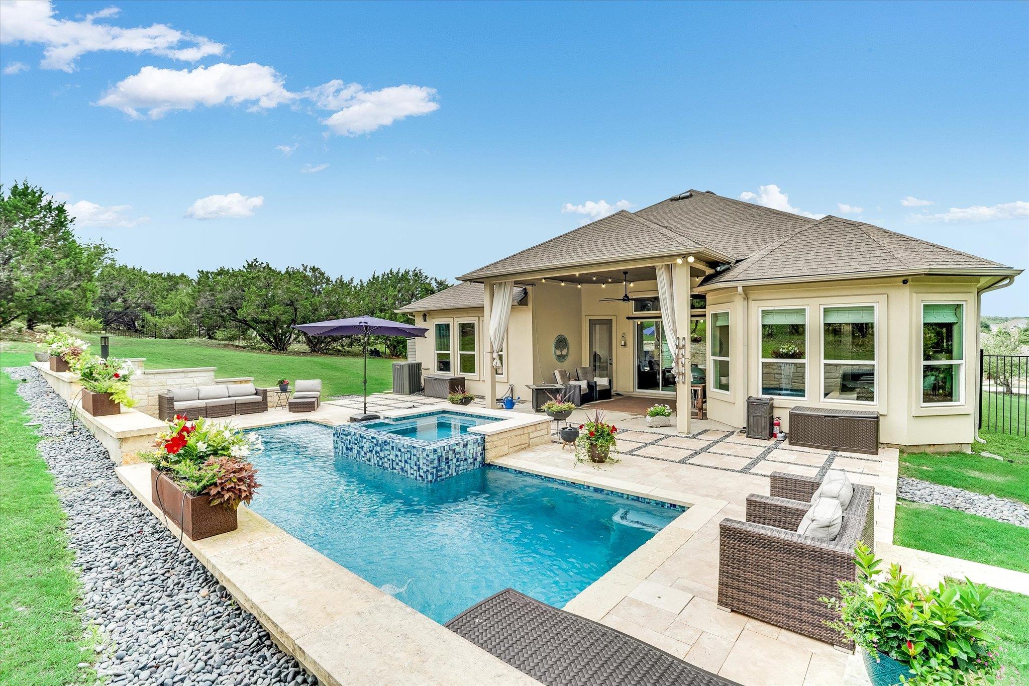 245 Bristlecone Dr, Driftwood, TX 78619