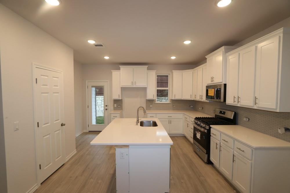 15704 Singh Dr, Austin, TX 78728