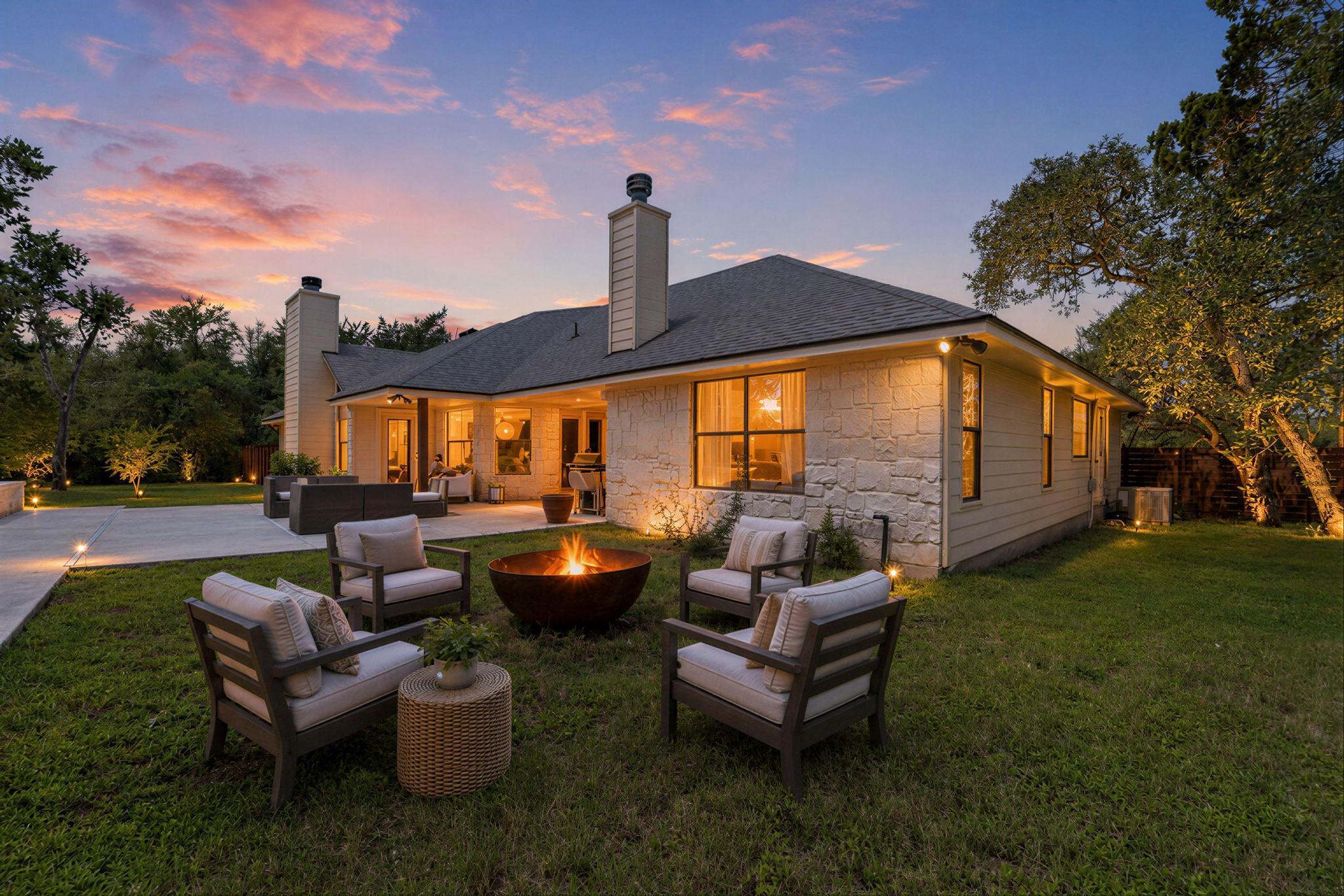 105 N Laurelwood Dr, Austin, TX 78733
