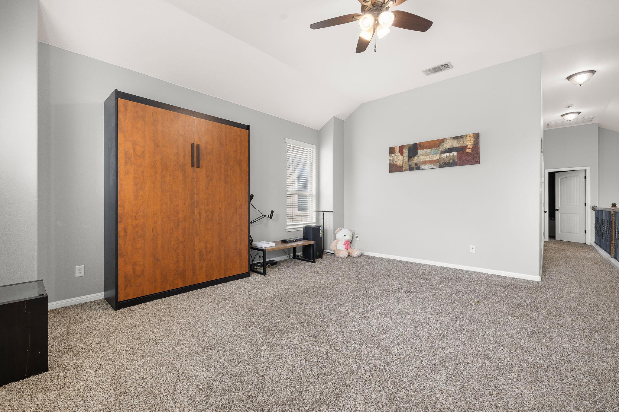1401 Little Elm Trl # 215, Cedar Park, TX 78613