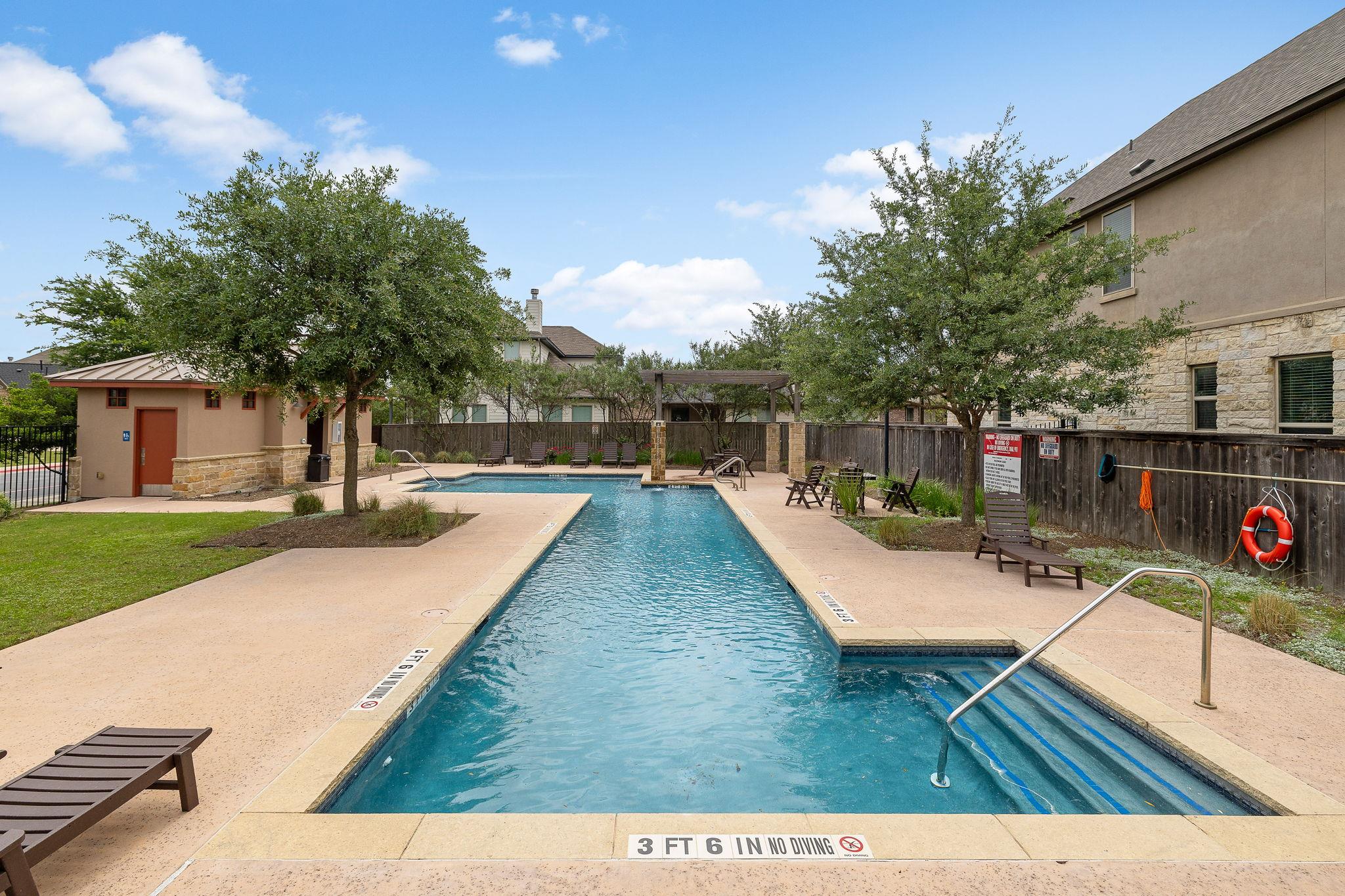1401 Little Elm Trl # 215, Cedar Park, TX 78613