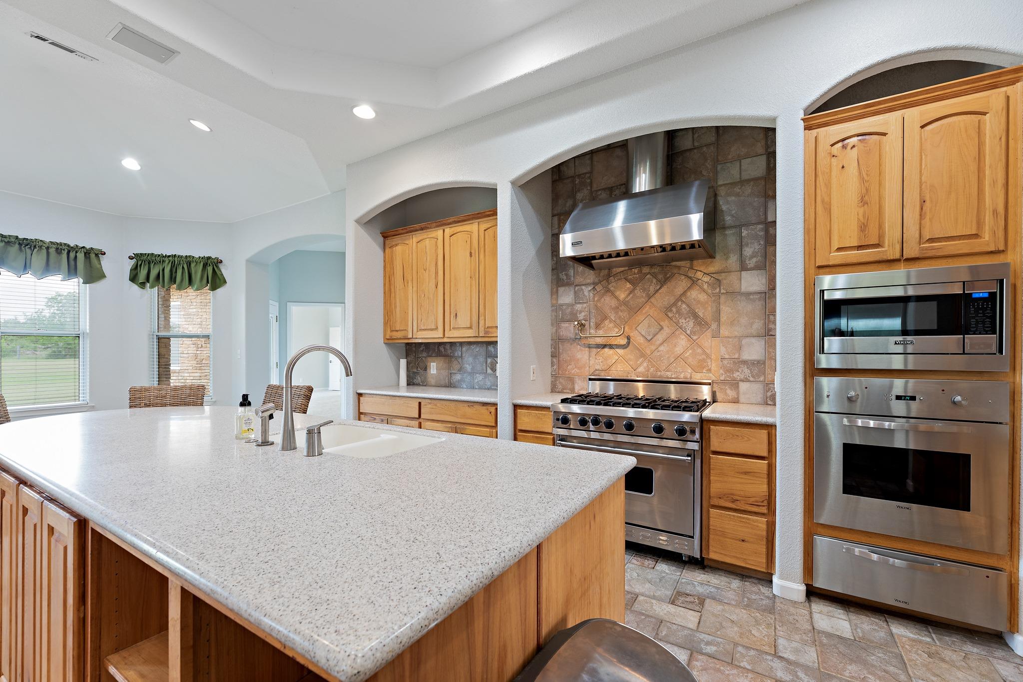 221 Mustang Mesa, Liberty Hill, TX 78642