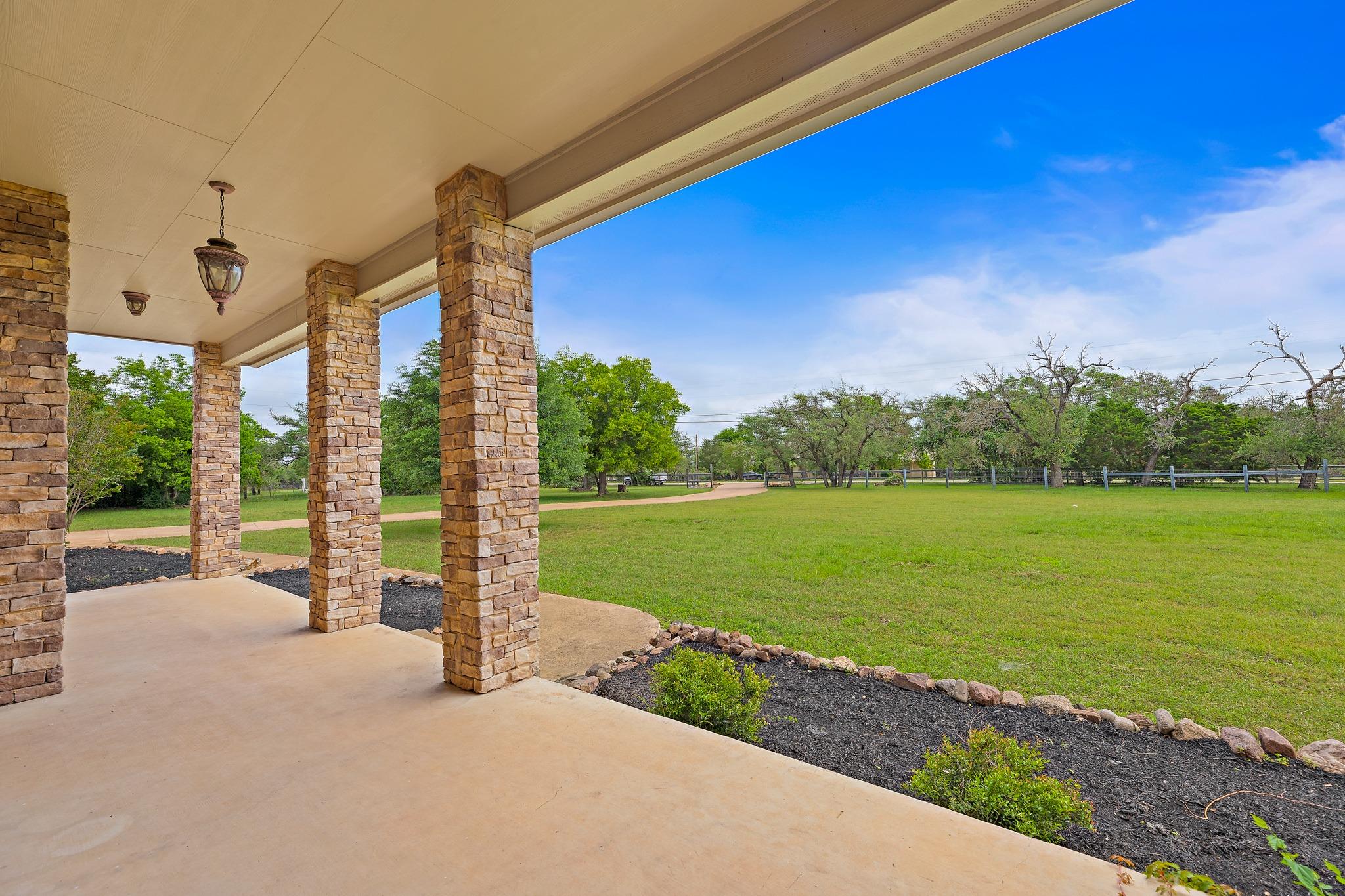 221 Mustang Mesa, Liberty Hill, TX 78642