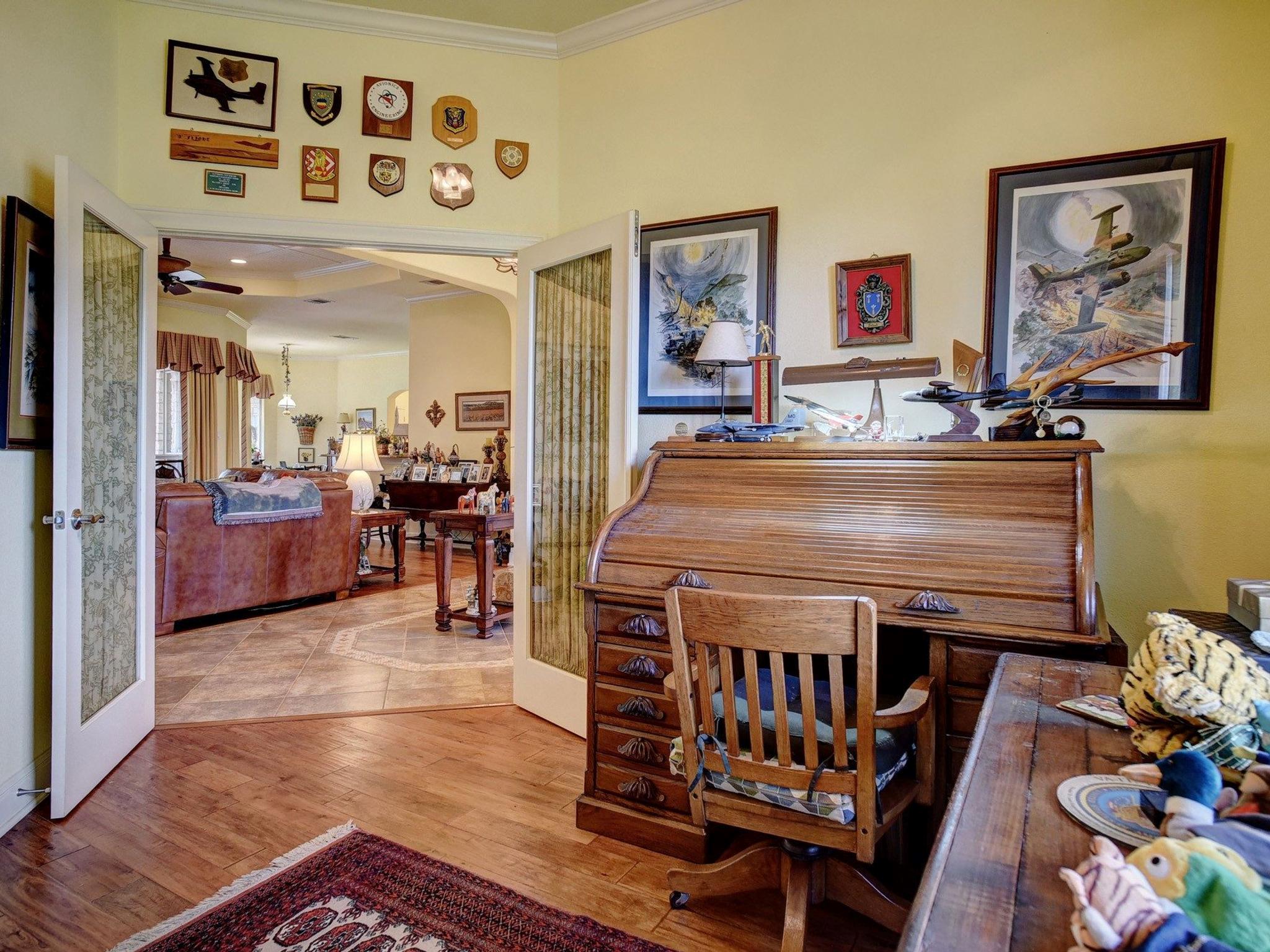 203 Wagon Way, Bastrop, TX 78602