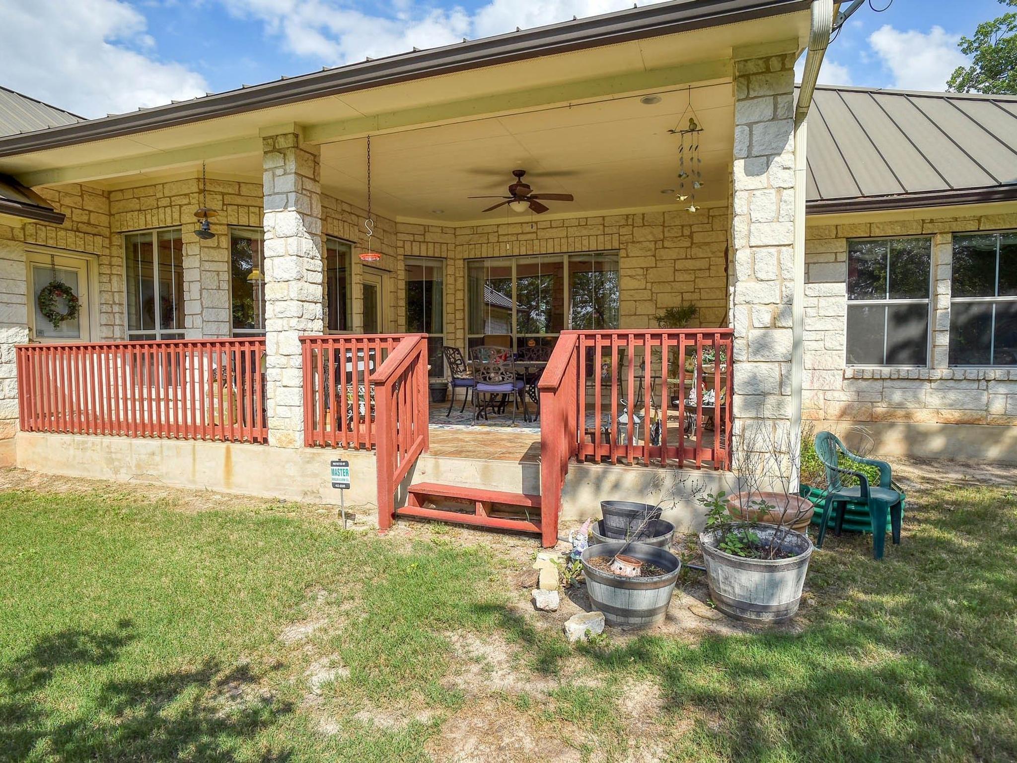 203 Wagon Way, Bastrop, TX 78602