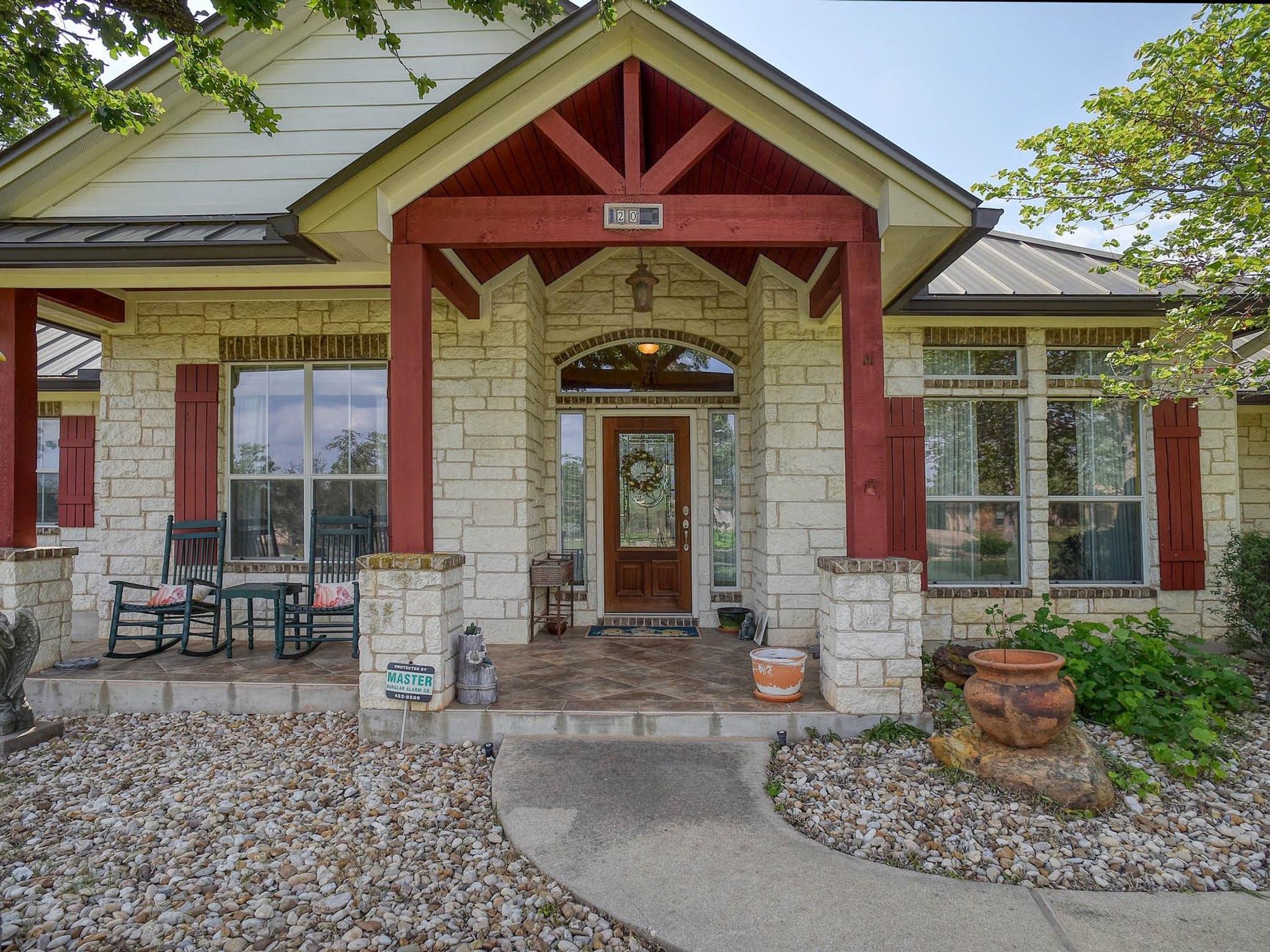 203 Wagon Way, Bastrop, TX 78602