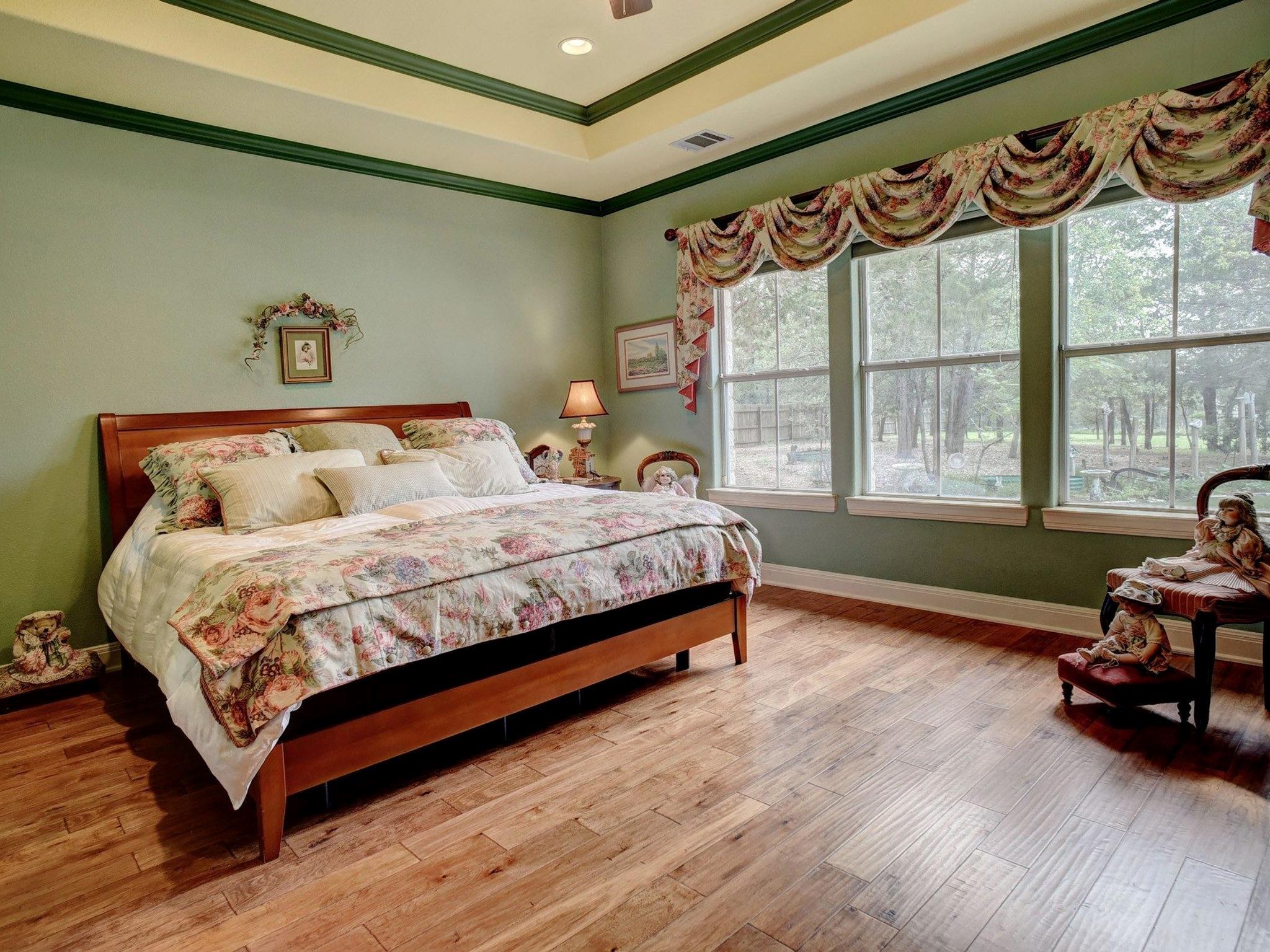 203 Wagon Way, Bastrop, TX 78602