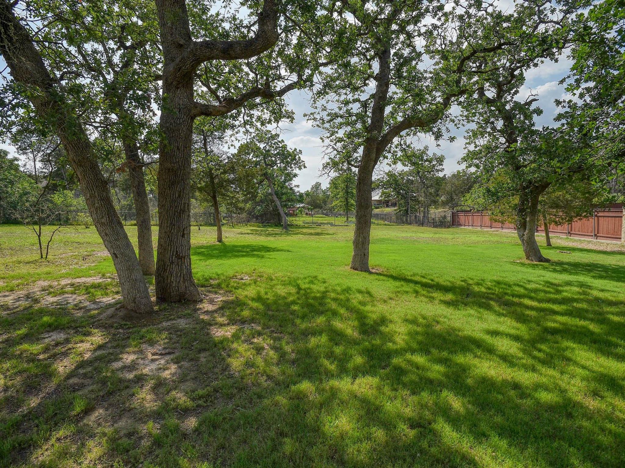 203 Wagon Way, Bastrop, TX 78602