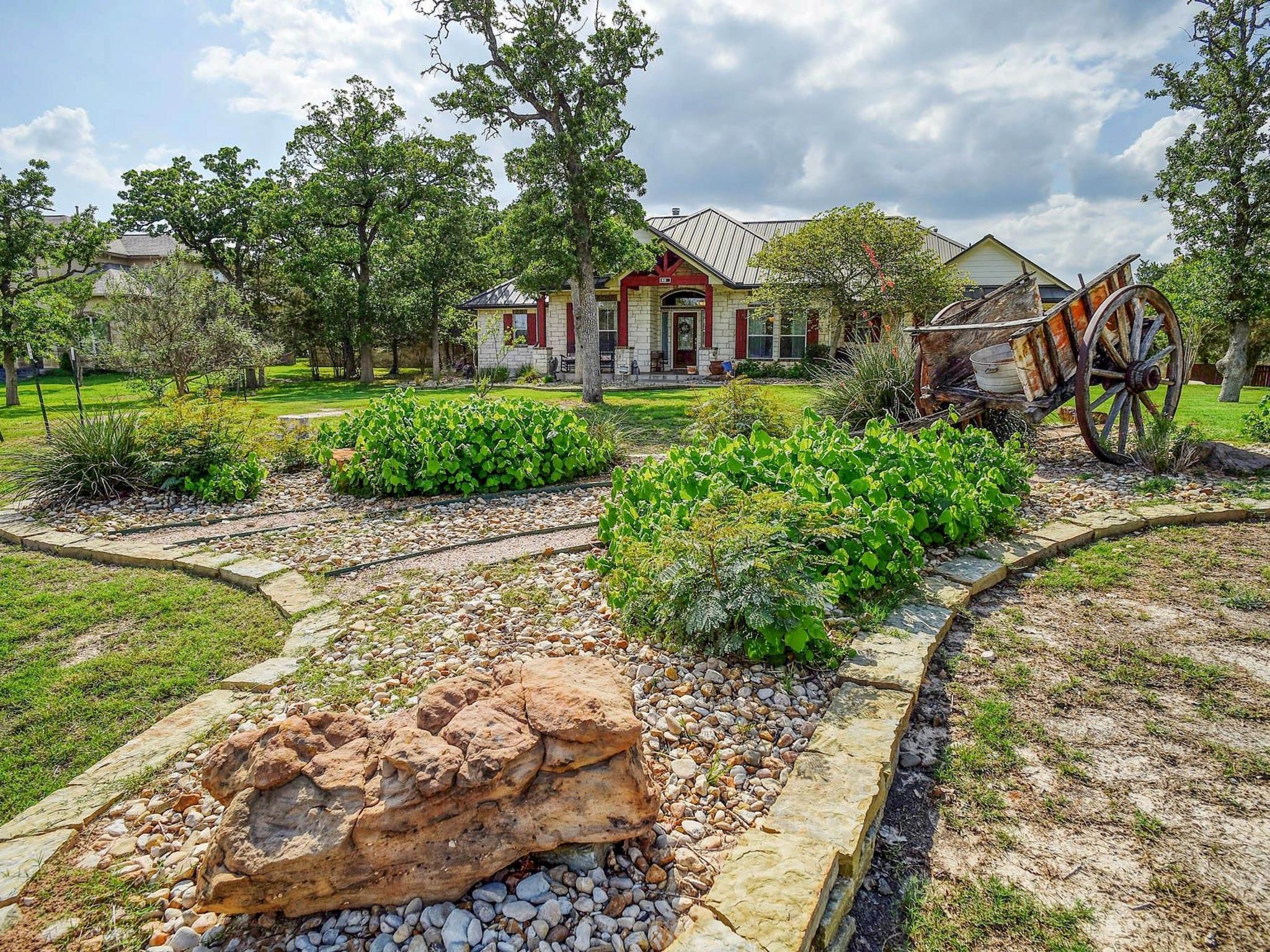 203 Wagon Way, Bastrop, TX 78602