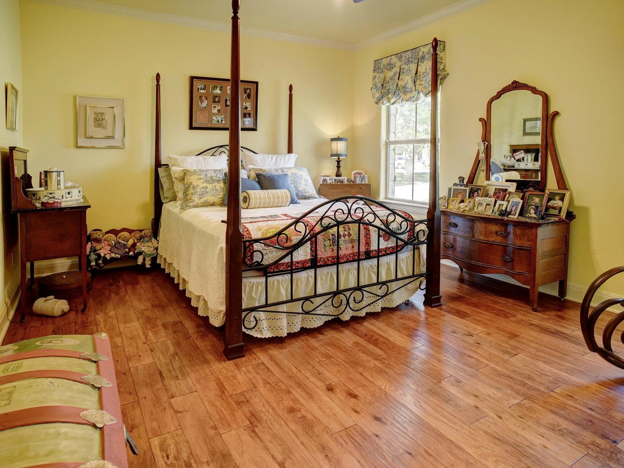 203 Wagon Way, Bastrop, TX 78602