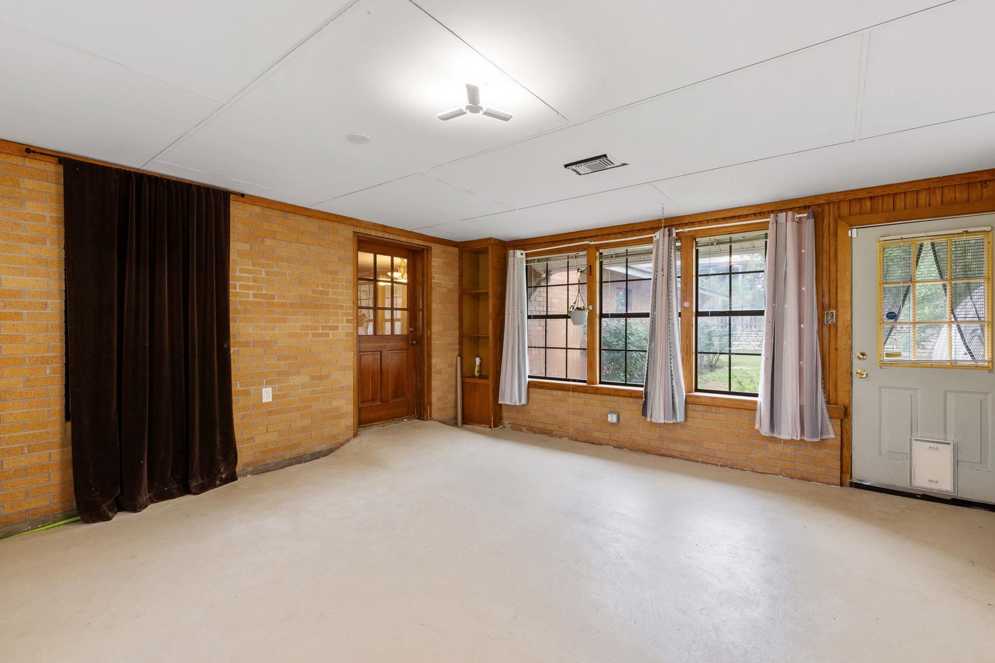 3704 Austin Cv, Lago Vista, TX 78645