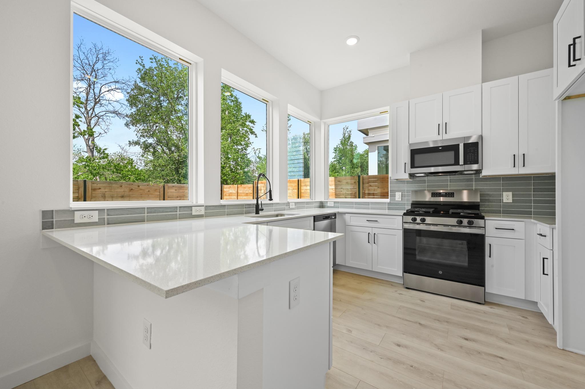 2000 Riverside Farms Rd # 14101, Austin, TX 78741