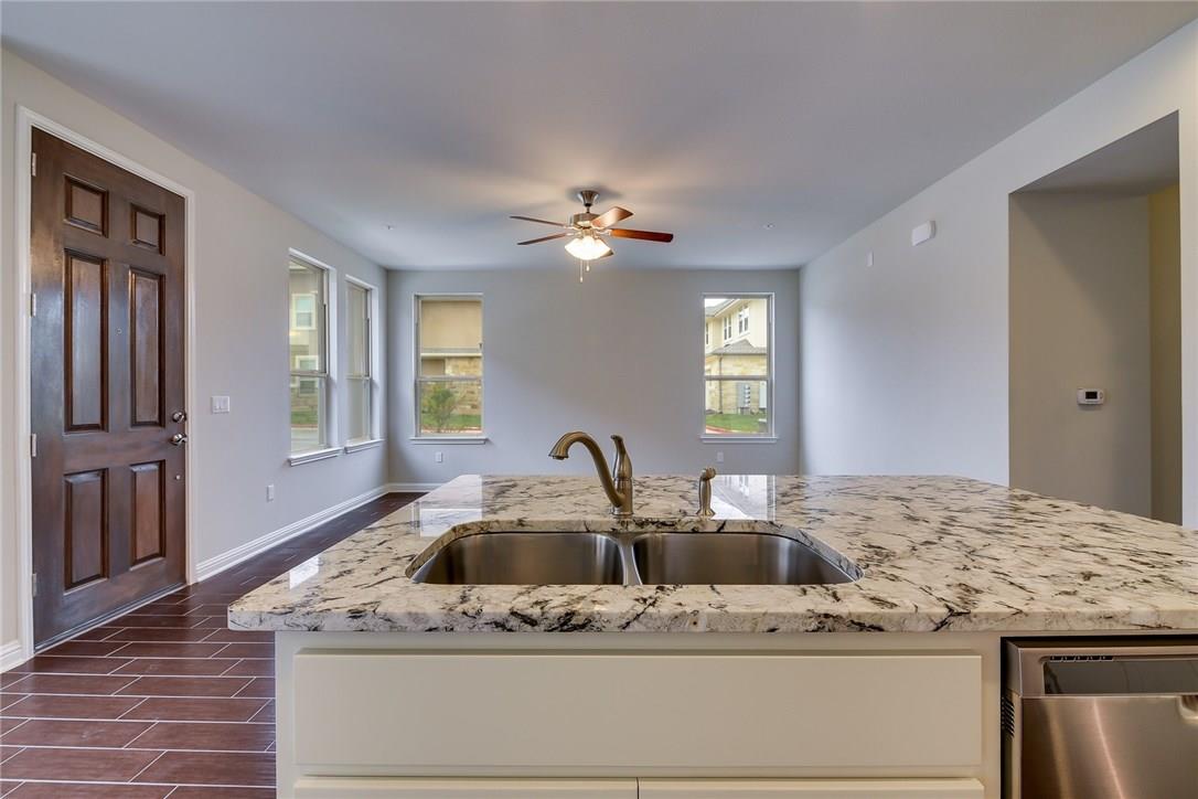 13800 Lyndhurst #296 St # 296, Austin, TX 78717