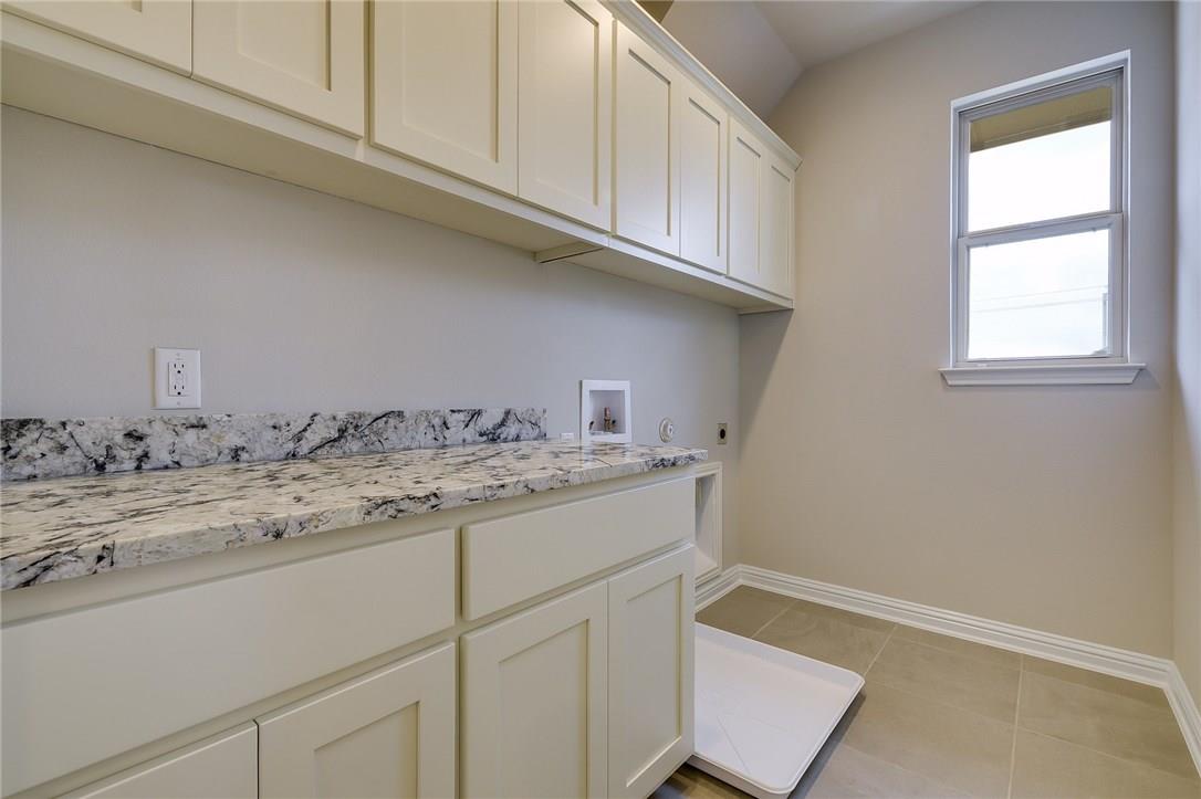 13800 Lyndhurst #296 St # 296, Austin, TX 78717