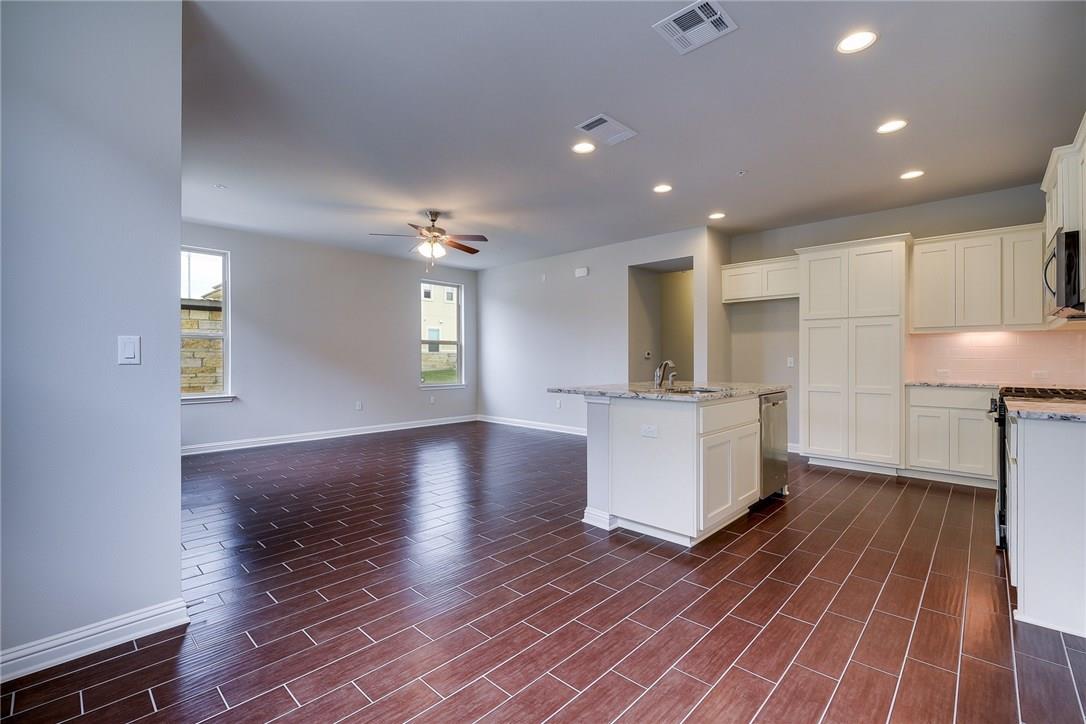 13800 Lyndhurst #296 St # 296, Austin, TX 78717