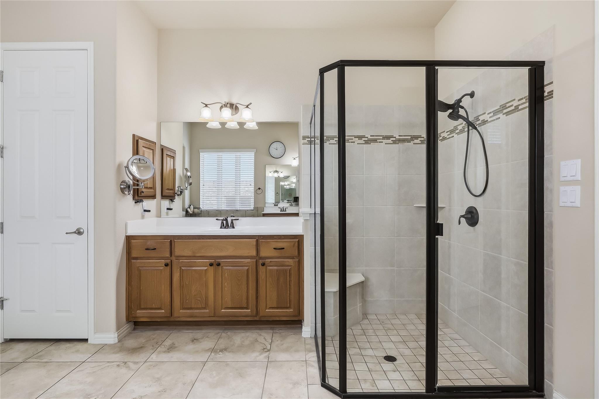 7607 Pace Ravine Dr, Lago Vista, TX 78645