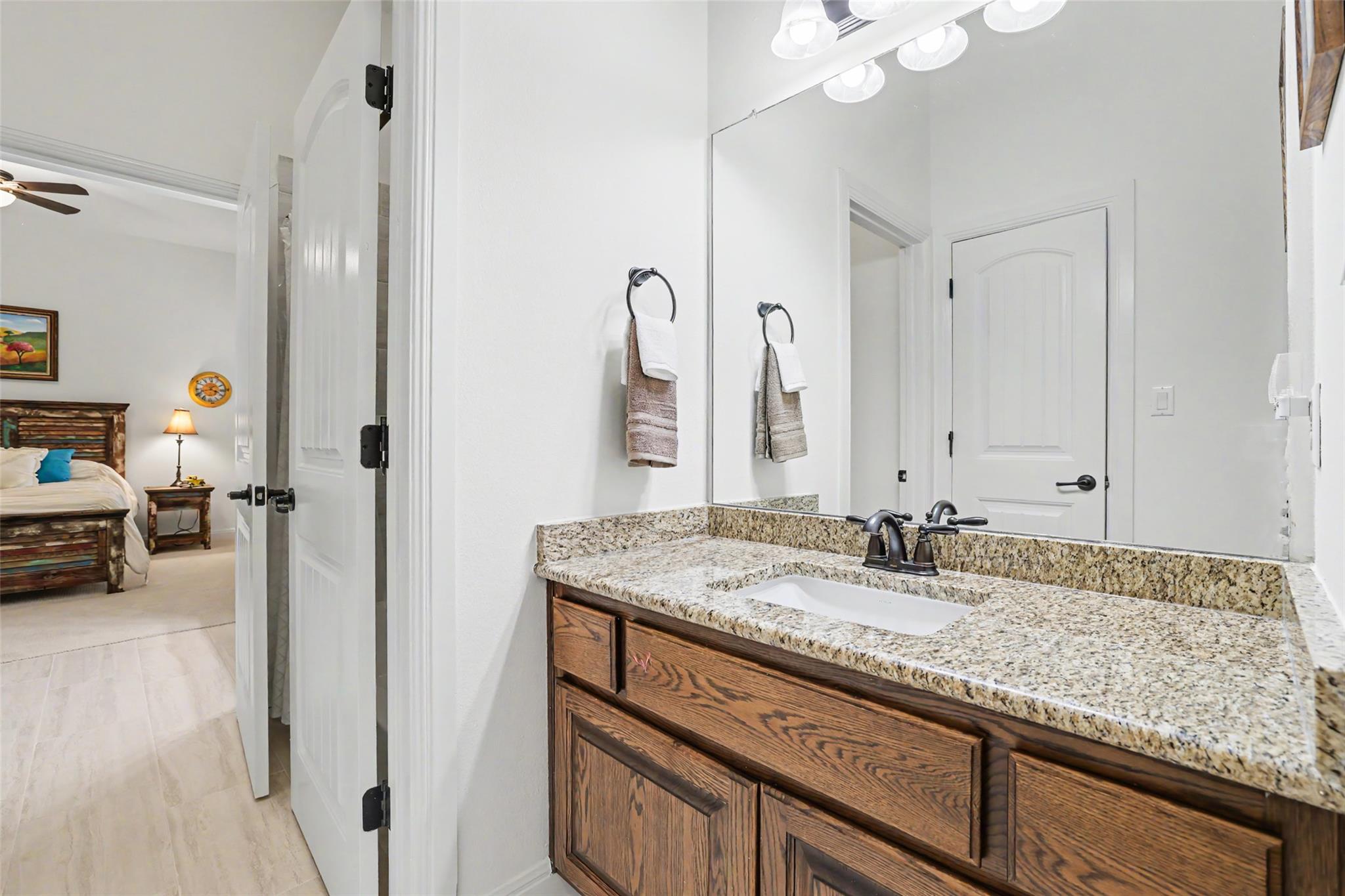 213 Vista Ln, Georgetown, TX 78633