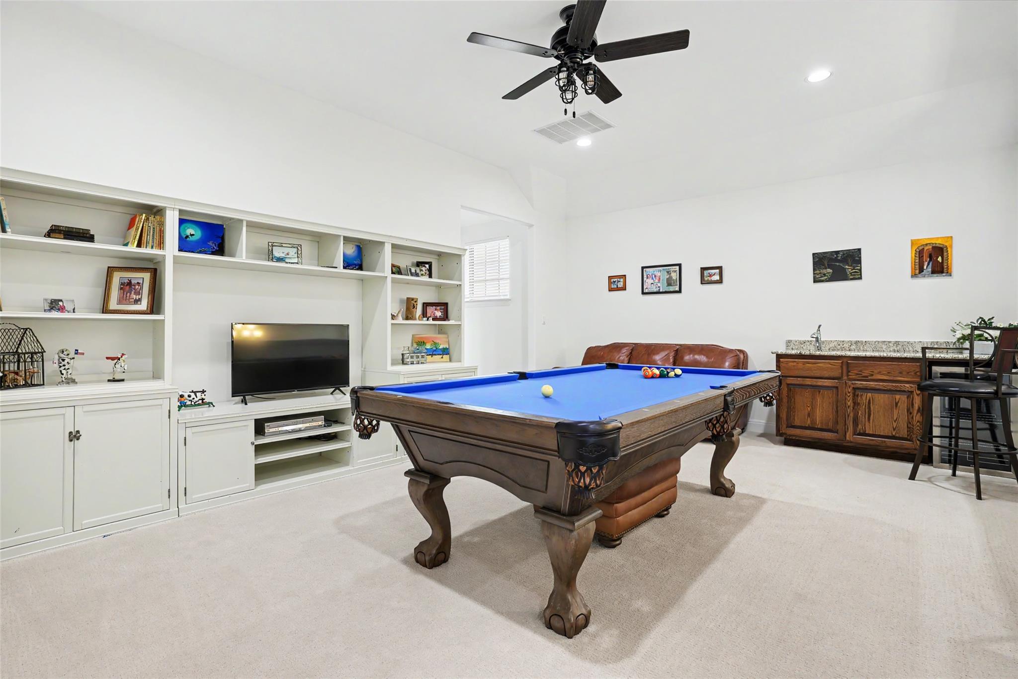 213 Vista Ln, Georgetown, TX 78633