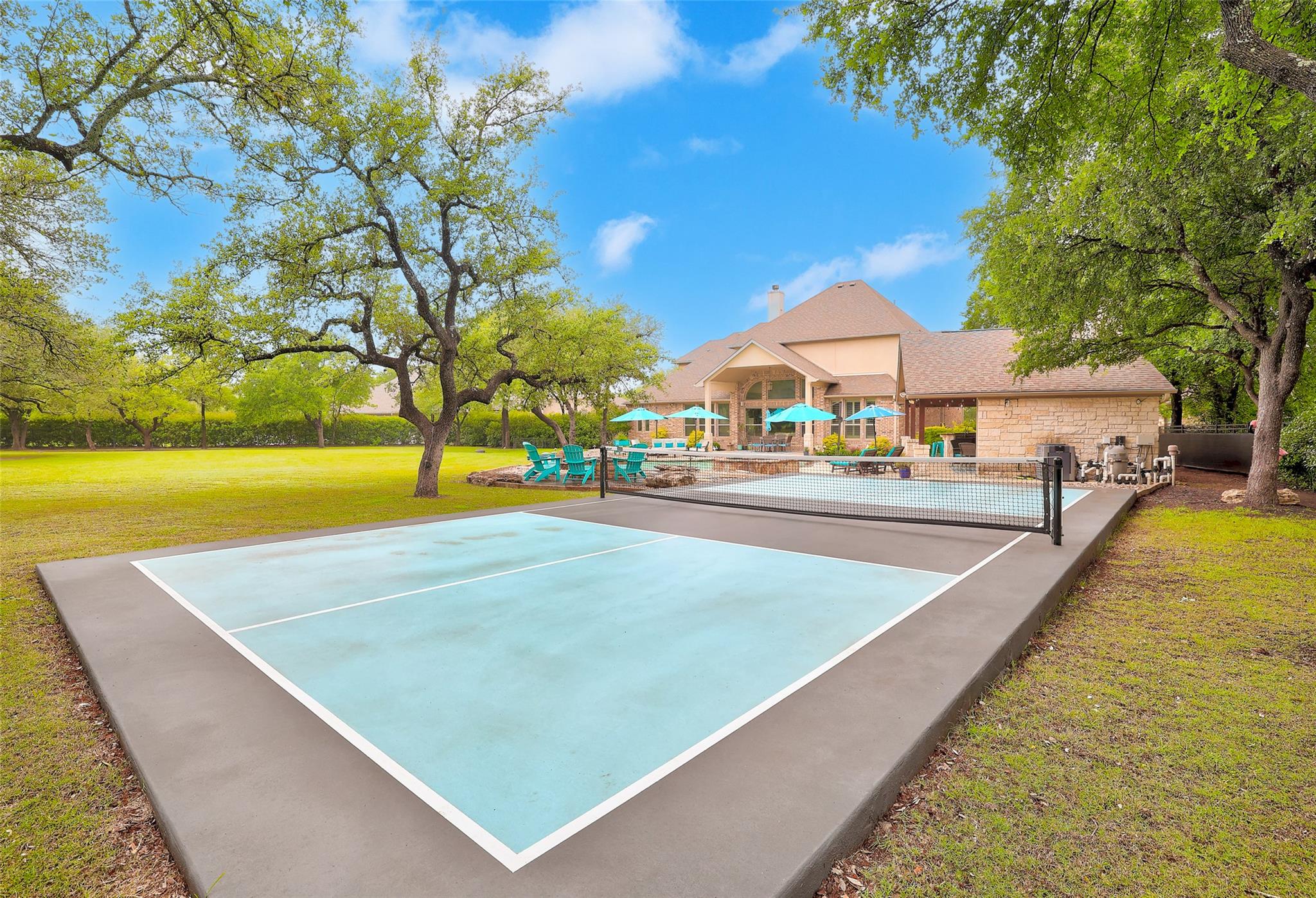 213 Vista Ln, Georgetown, TX 78633