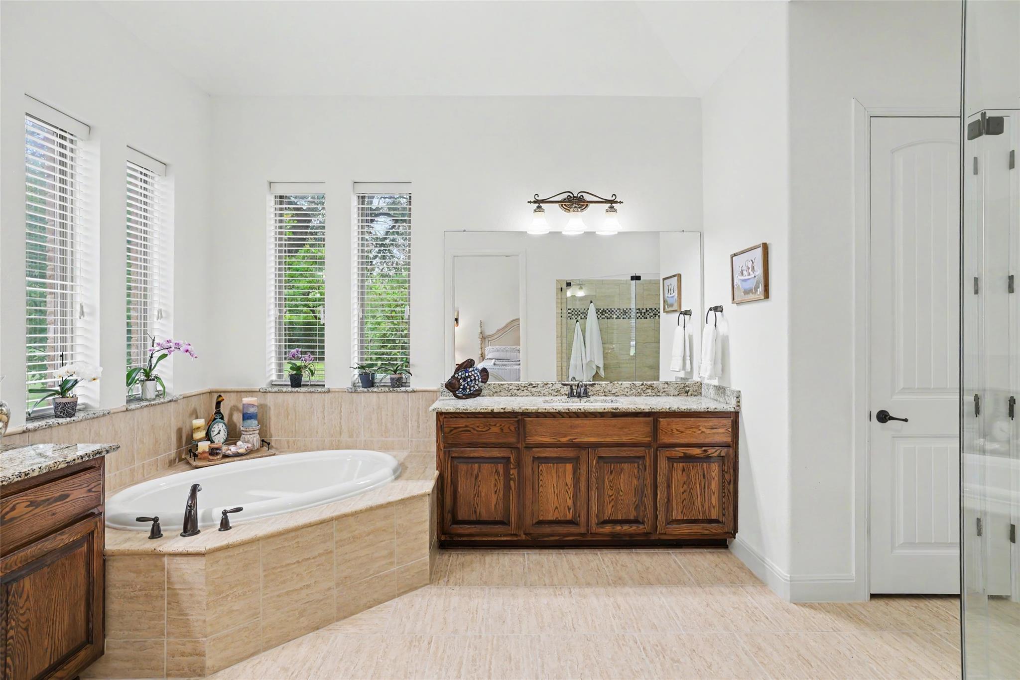 213 Vista Ln, Georgetown, TX 78633