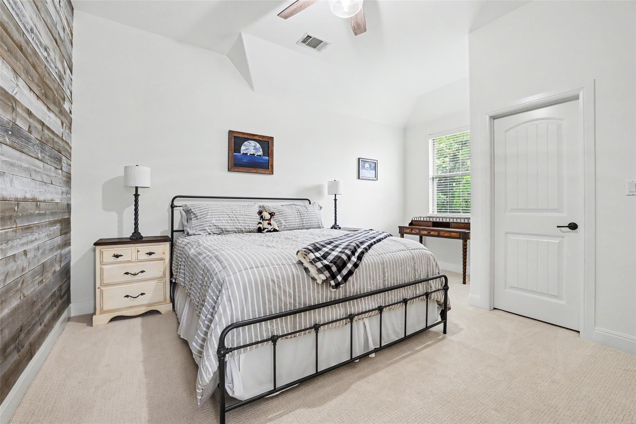 213 Vista Ln, Georgetown, TX 78633