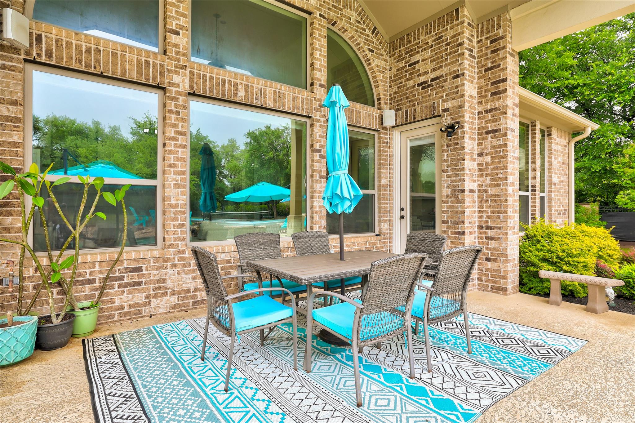 213 Vista Ln, Georgetown, TX 78633